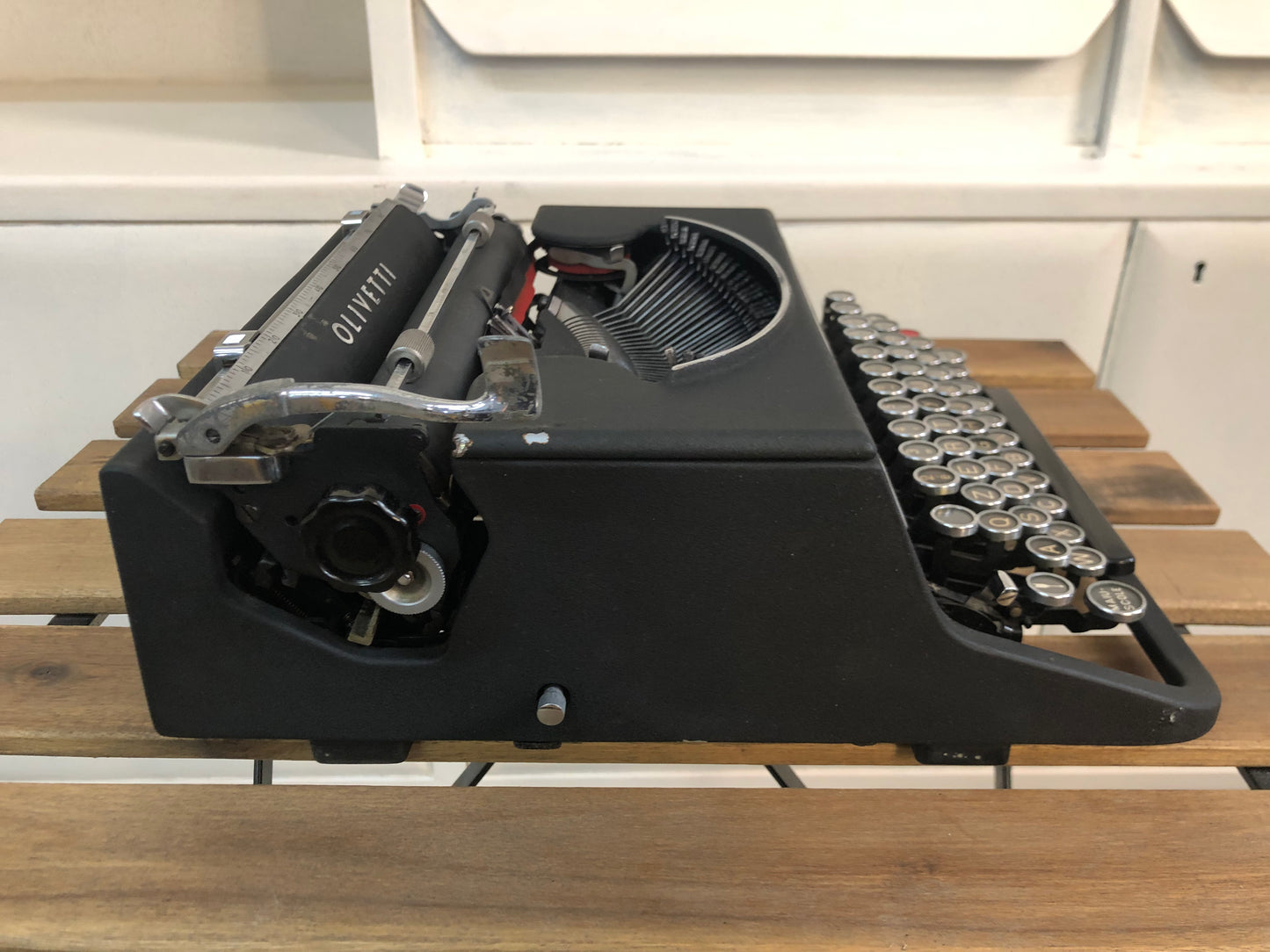 Macchina Da Scrivere Olivetti Studio 42 Portatile Vintage Epoca 30 Con Custodia