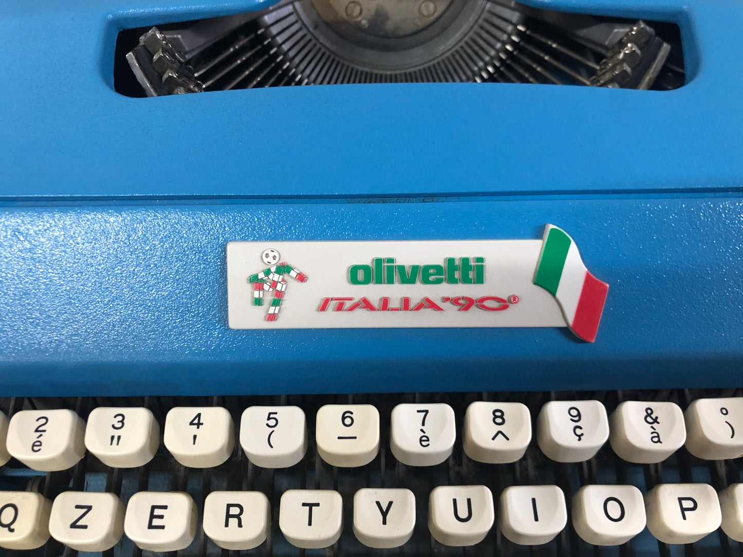 Macchina Da Scrivere Olivetti Lettera 35 Edizione Italia 90 Azzurri E Custodia