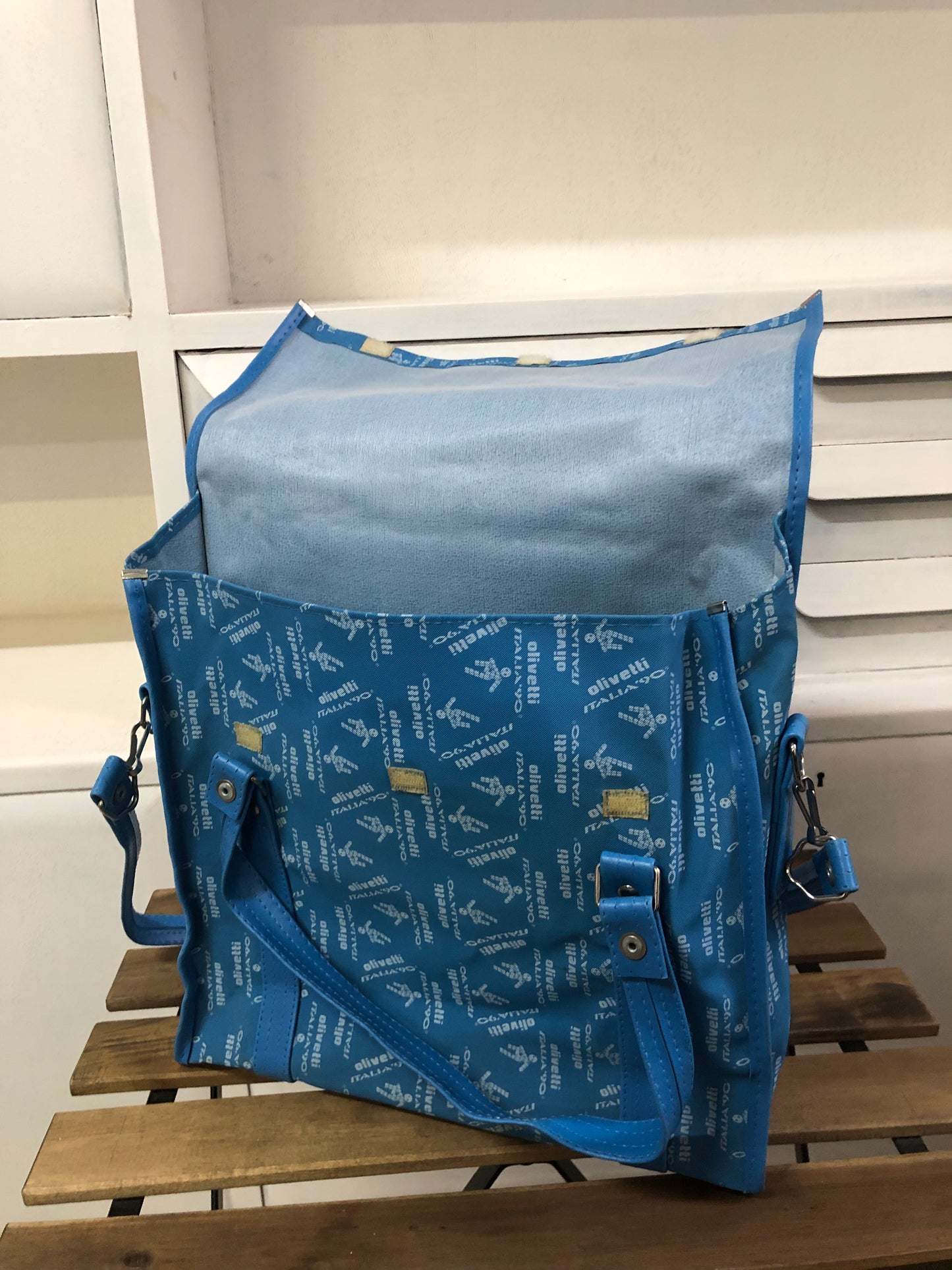 Macchina Da Scrivere Olivetti Lettera 35 Edizione Italia 90 Azzurri E Custodia