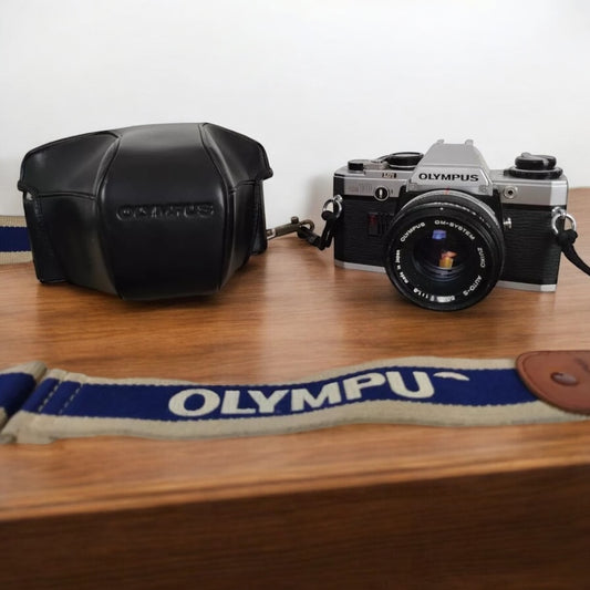 Fotocamera Analogica Reflex Olympus OM 10 35 MM Analogica Con Obiettivo Olympus