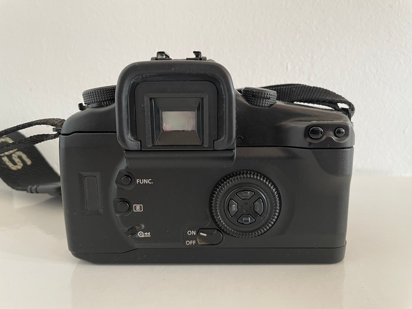 Fotocamera Analogica Canon EOS 33 Obiettivo Zoom 58mm Reflex 35mm Nero con Tracolla