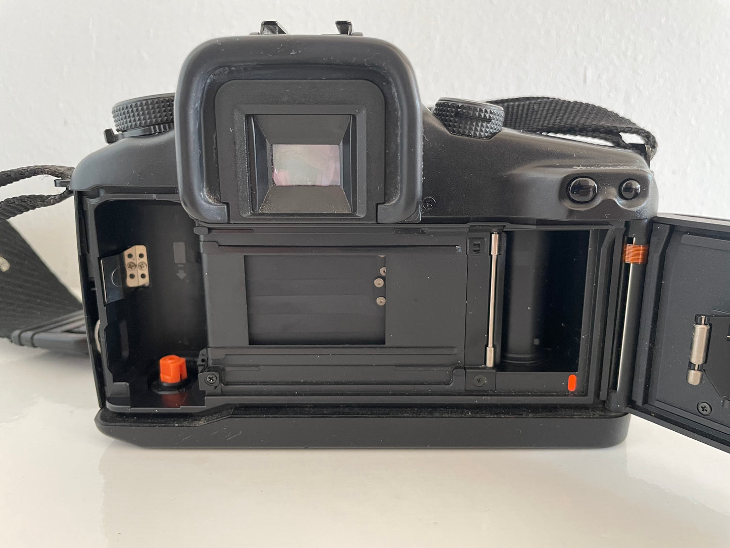 Fotocamera Analogica Canon EOS 33 Obiettivo Zoom 58mm Reflex 35mm Nero con Tracolla