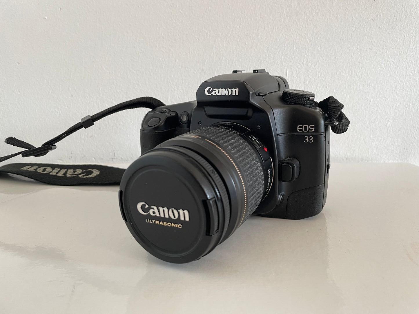 Fotocamera Analogica Canon EOS 33 Obiettivo Zoom 58mm Reflex 35mm Nero con Tracolla