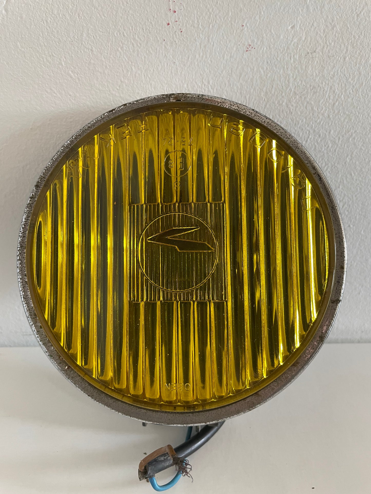 Fanale Faro Fendinebbia Halogen Fek G24017 E8 75-24 B Trabant Giallo Auto Epoca