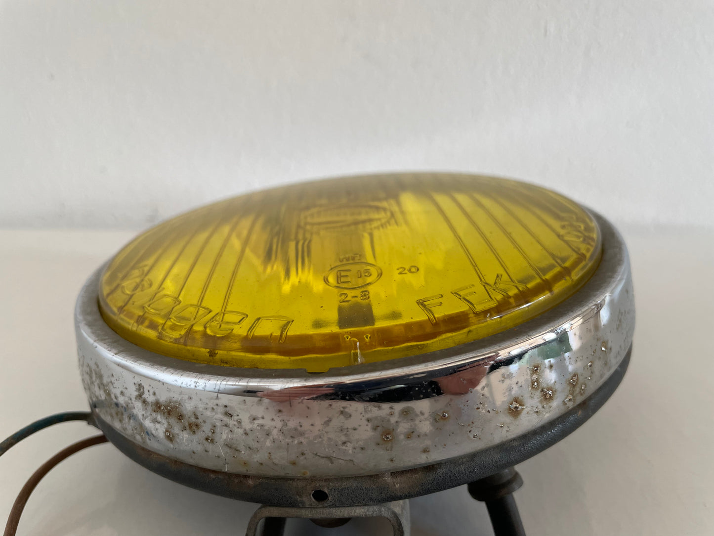 Fanale Faro Fendinebbia Anteriore Halogen Fek DDR E15 Auto Epoca Trabant Giallo