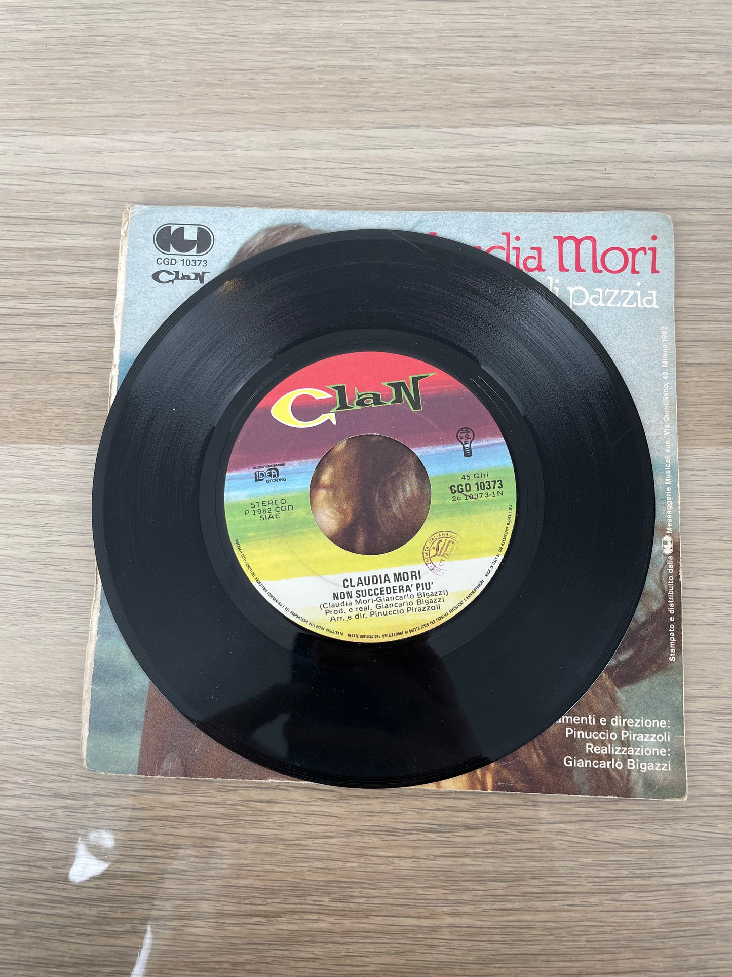 Disco 45 giri vinile Claudia Mori Non succederà più Un Filo di pazzia 1982