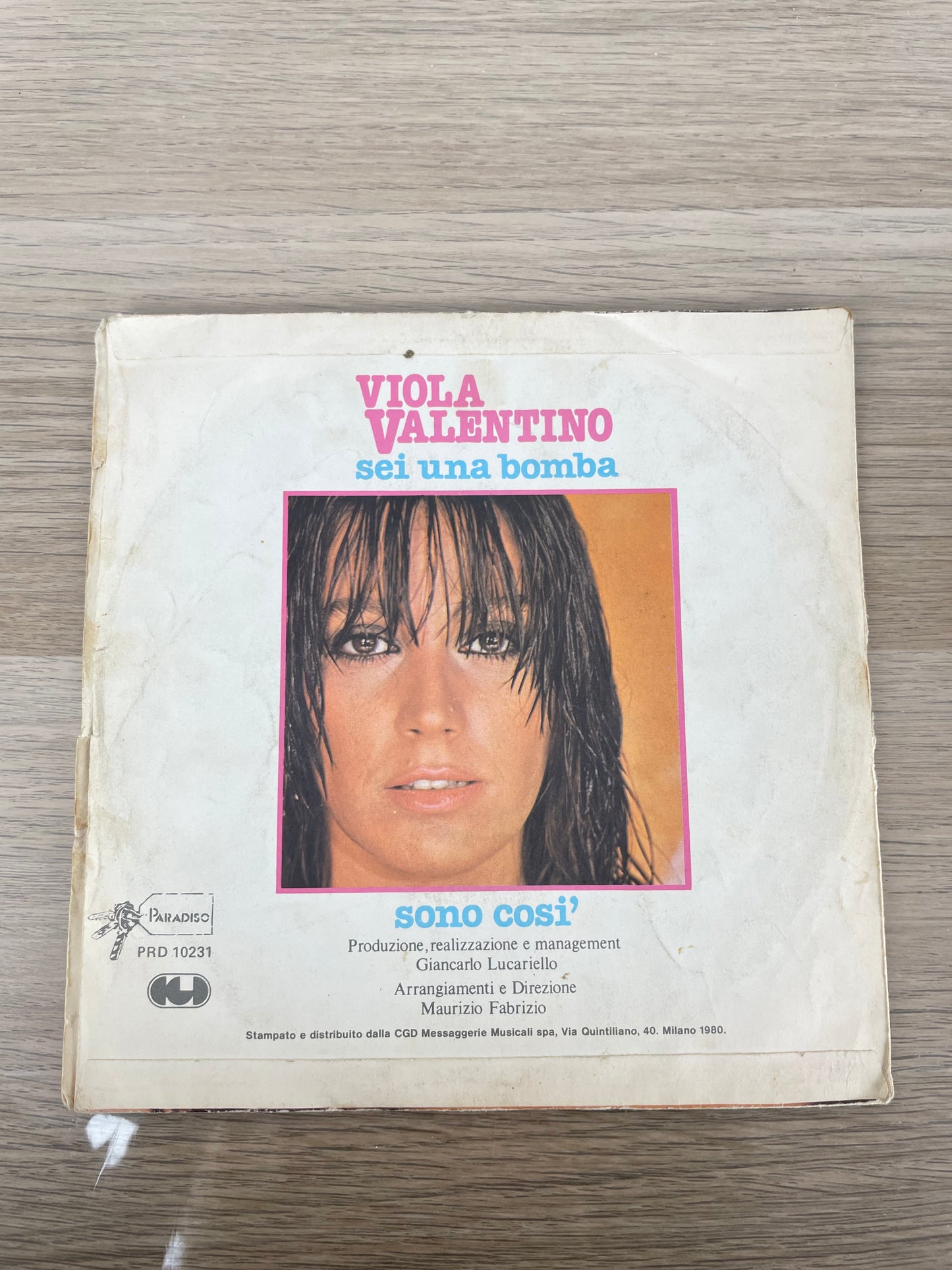 Disco 45 giri vinile Viola Valentino Sei Una Bomba Sono Così 1980