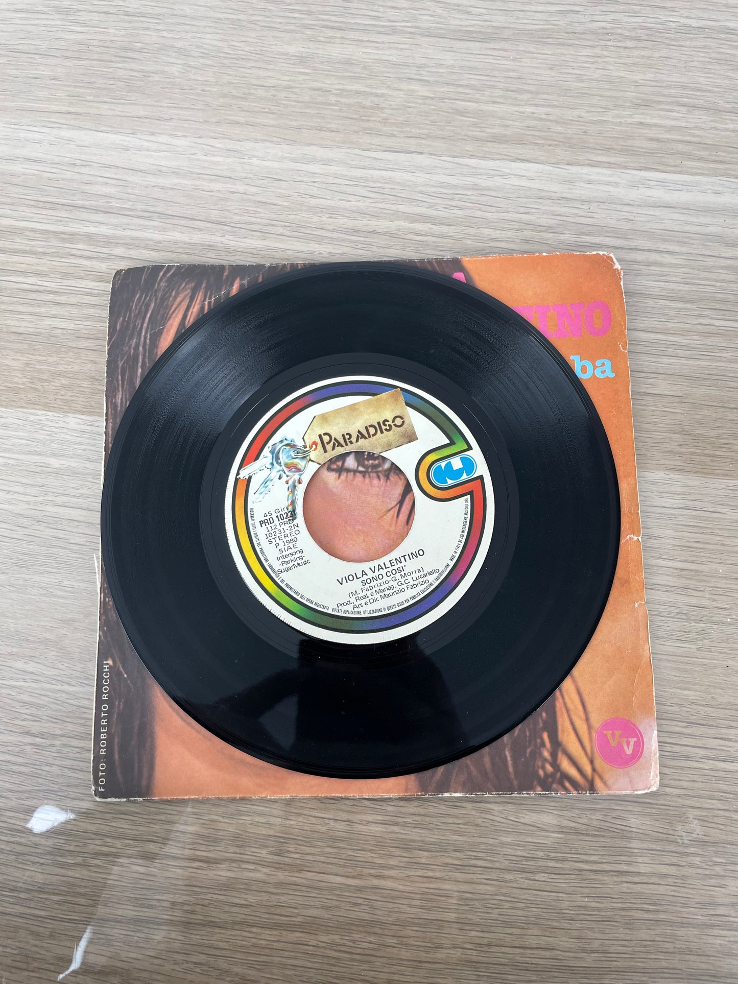 Disco 45 giri vinile Viola Valentino Sei Una Bomba Sono Così 1980