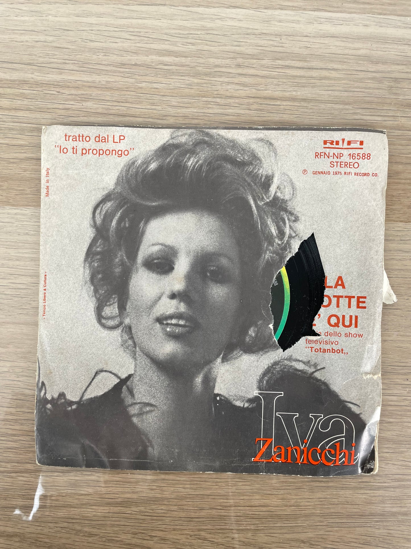 Disco 45 giri vinile Iva Zanicchi Testarda Io E La Notte è qui 1966