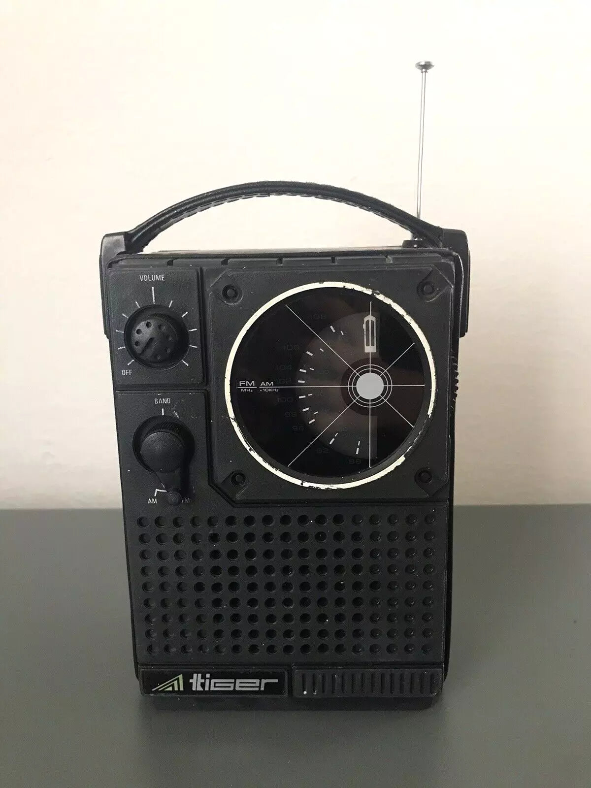 Radio Portatile Vintage Tiger 112 SG-1264A Am Fm Epoca Anni 70 Con Custodia Nera