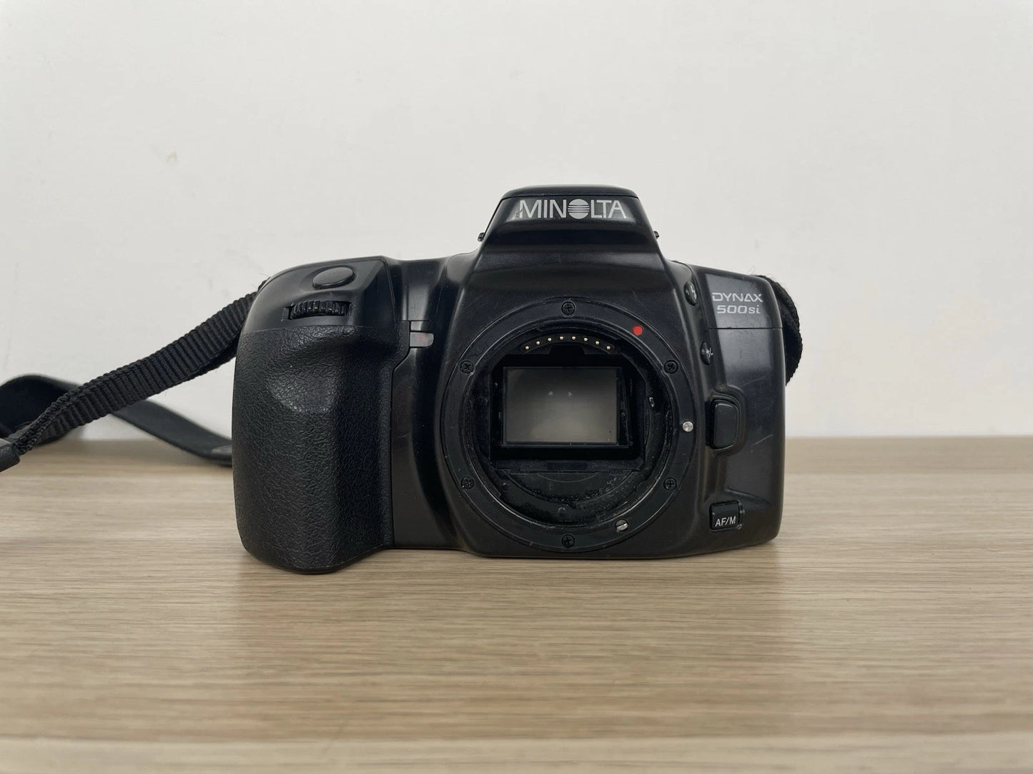 Fotocamera Analogica Minolta Dynax 500si Macchina Fotografica Reflex 35mm Corpo