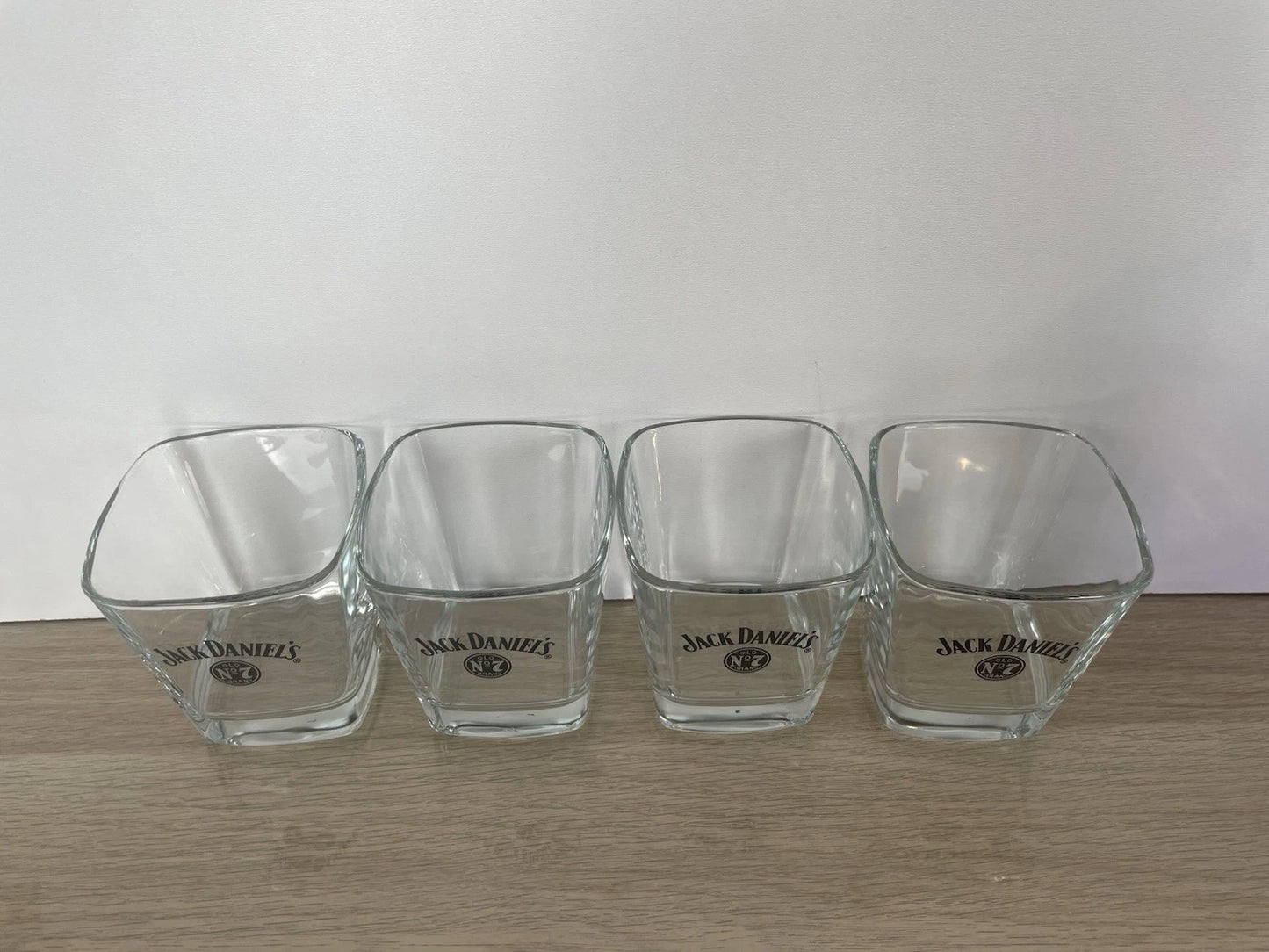 Servizio Da 4 Bicchieri Da Whisky Jack Daniel's Old N7 In Vetro Promozionali