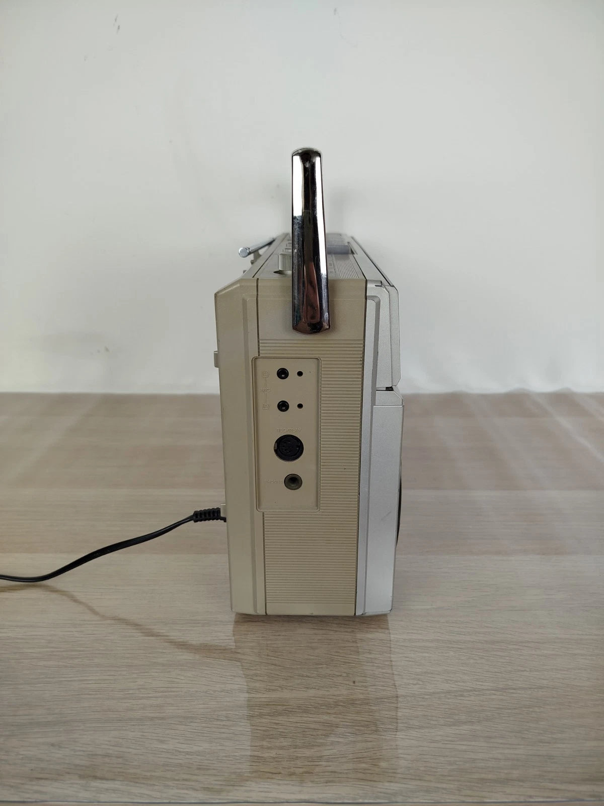 Boombox Ghettoblaster Radio Portatile Panasonic RX-5010LS Argento FM AM E Cavo