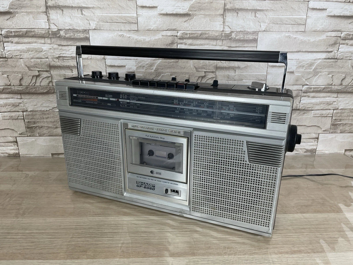 Boombox Ghettoblaster Sharp GF-6060 Stereo Cassette Deck Radio AM FM Argento
