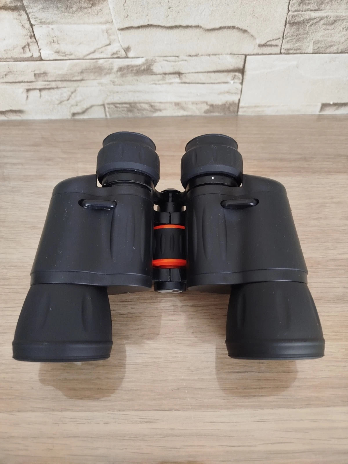 Binocolo Celestron UpClose G2 8x40 WA FOV 8.2° Nero Arancio Prismi Porro Custodia