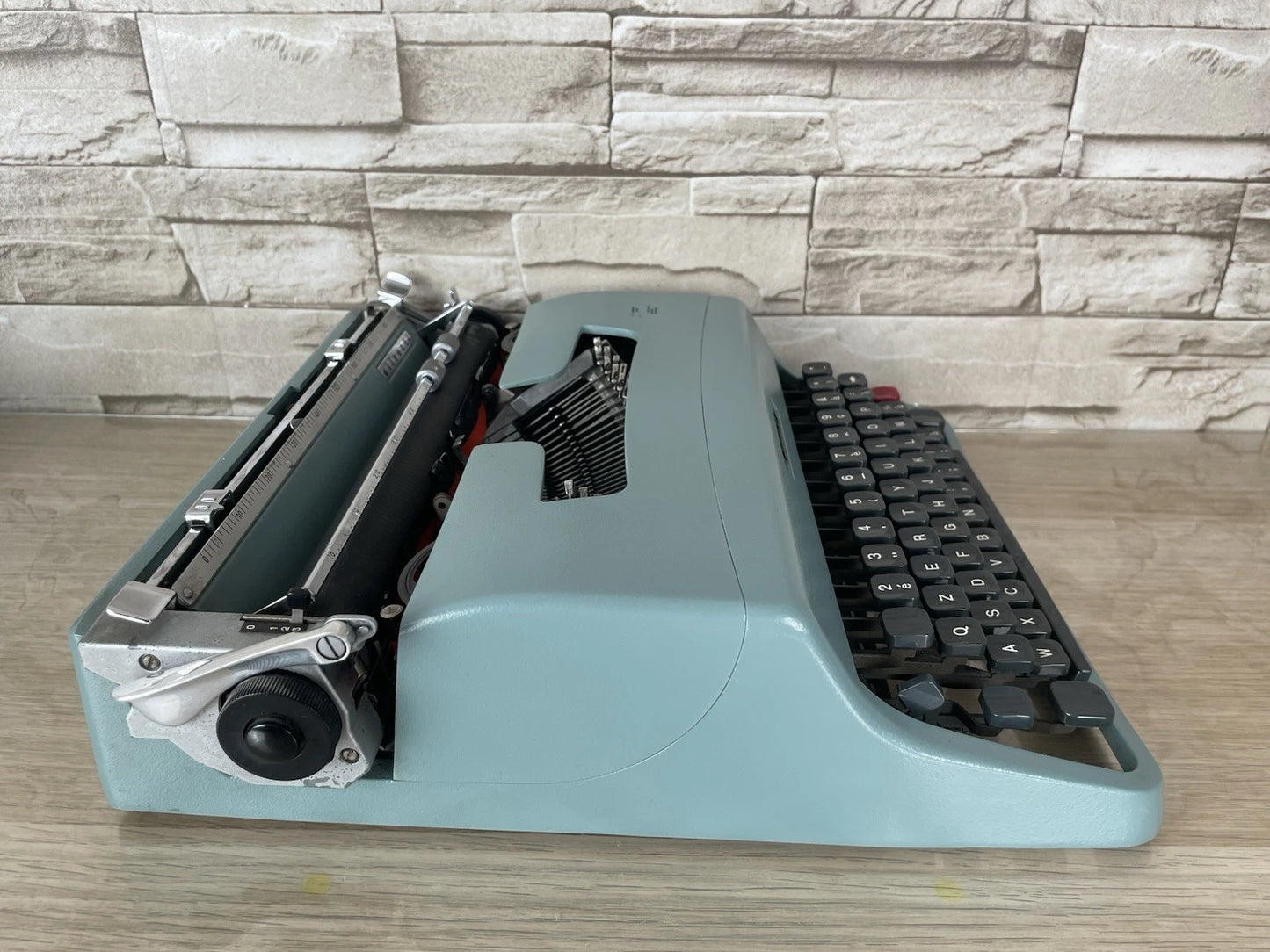 Macchina Da Scrivere Olivetti Lettera 32 Vintage Design Nizzoli Anni 60 Azzurra