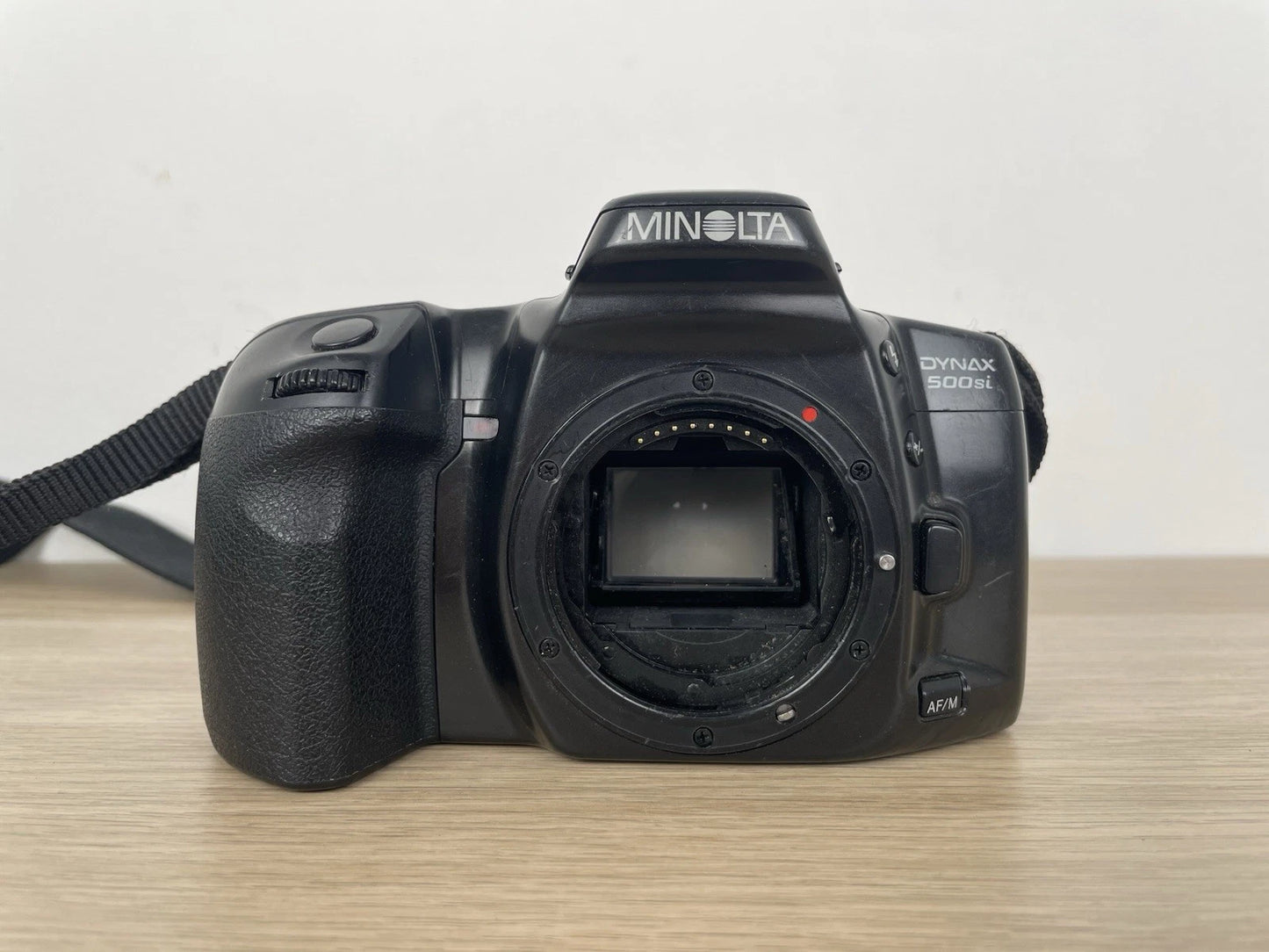 Fotocamera Analogica Minolta Dynax 500si Macchina Fotografica Reflex 35mm Corpo