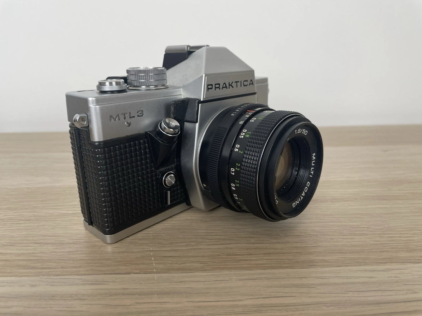 Fotocamera Analogica Praktica MTL 3 Vintage Obiettivo Pentacon Auto 1.8/50 Multi