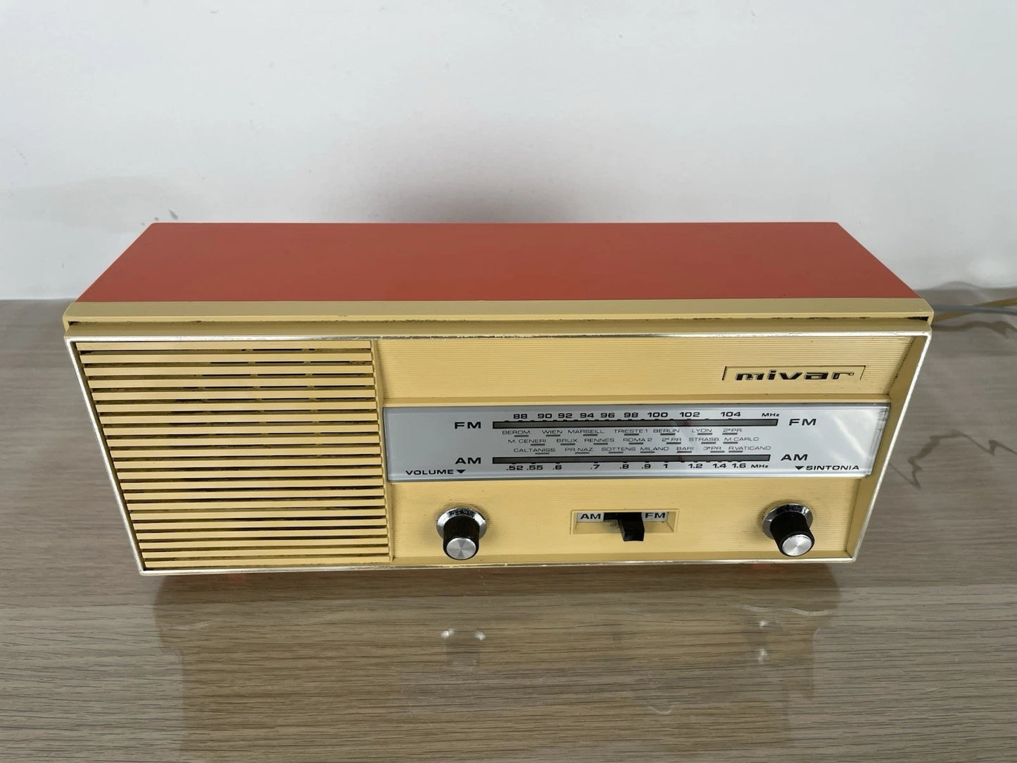 Radio Mivar Milano Vintage Epoca Design Anni 60 Arancione