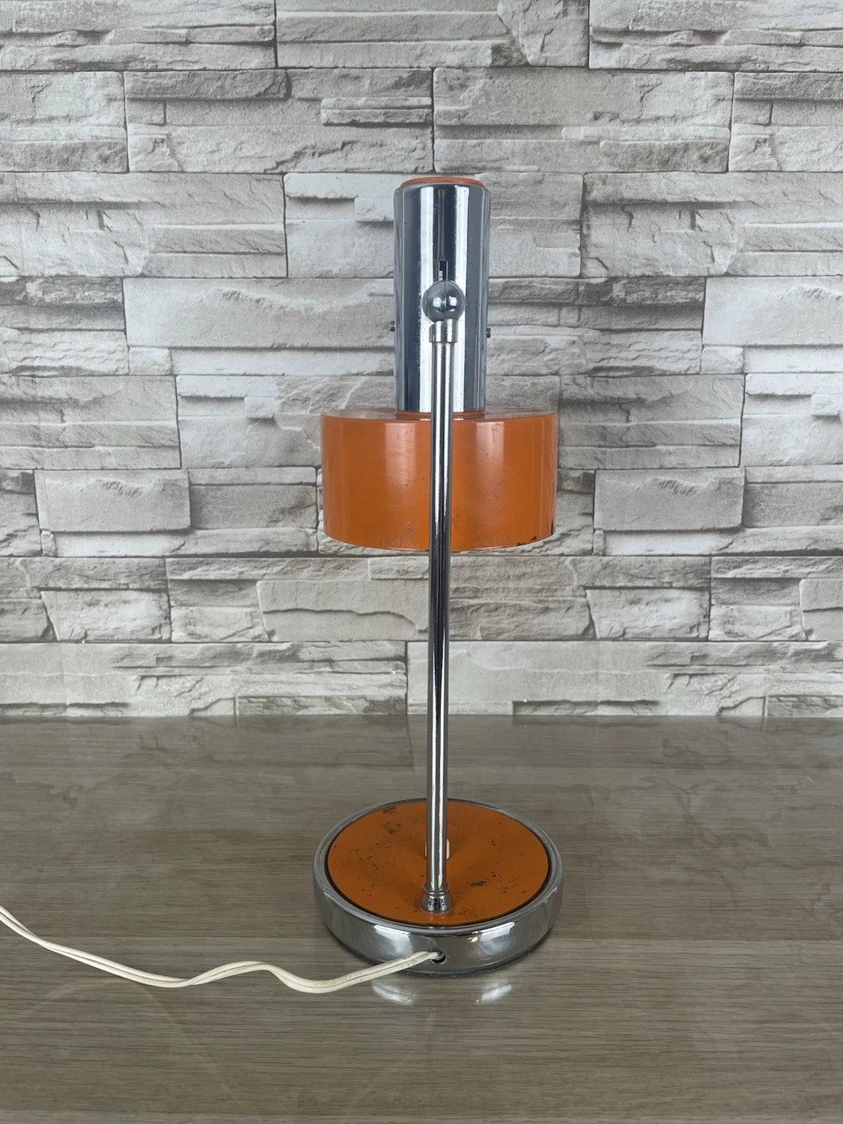 Lampada Da Tavolo Mid Century Vintage Anni 70 Arancione E Cromato Snodabile