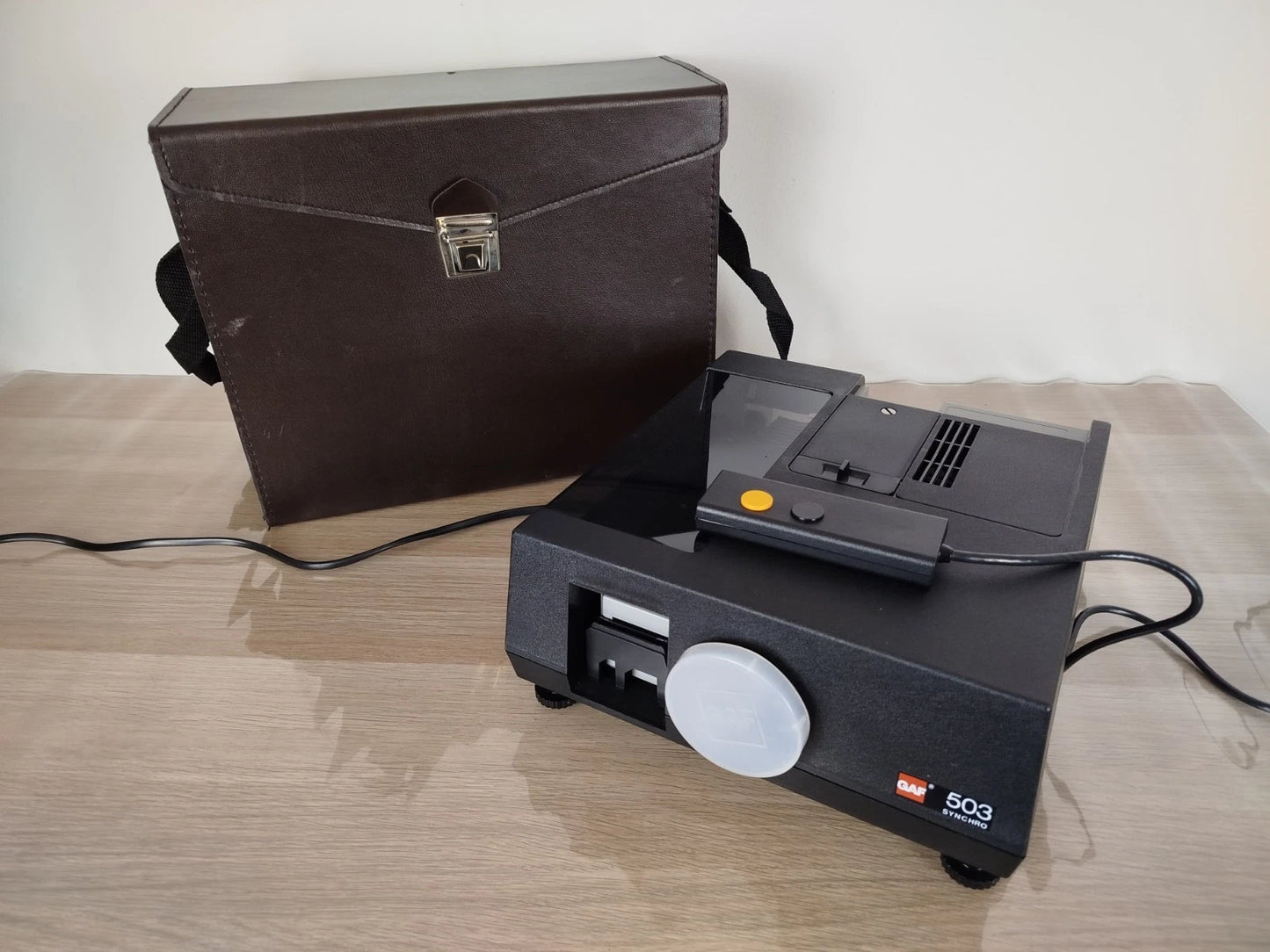 Proiettore Diapositive Gaf 503 Synchro Nero Vintage Con Telecomando Custodia