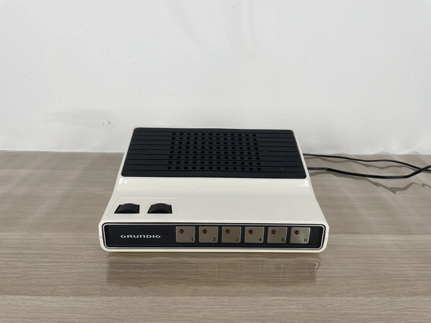 Radio Filodiffusione Grundig FD1200S Vintage Design Anni 70 Bianco