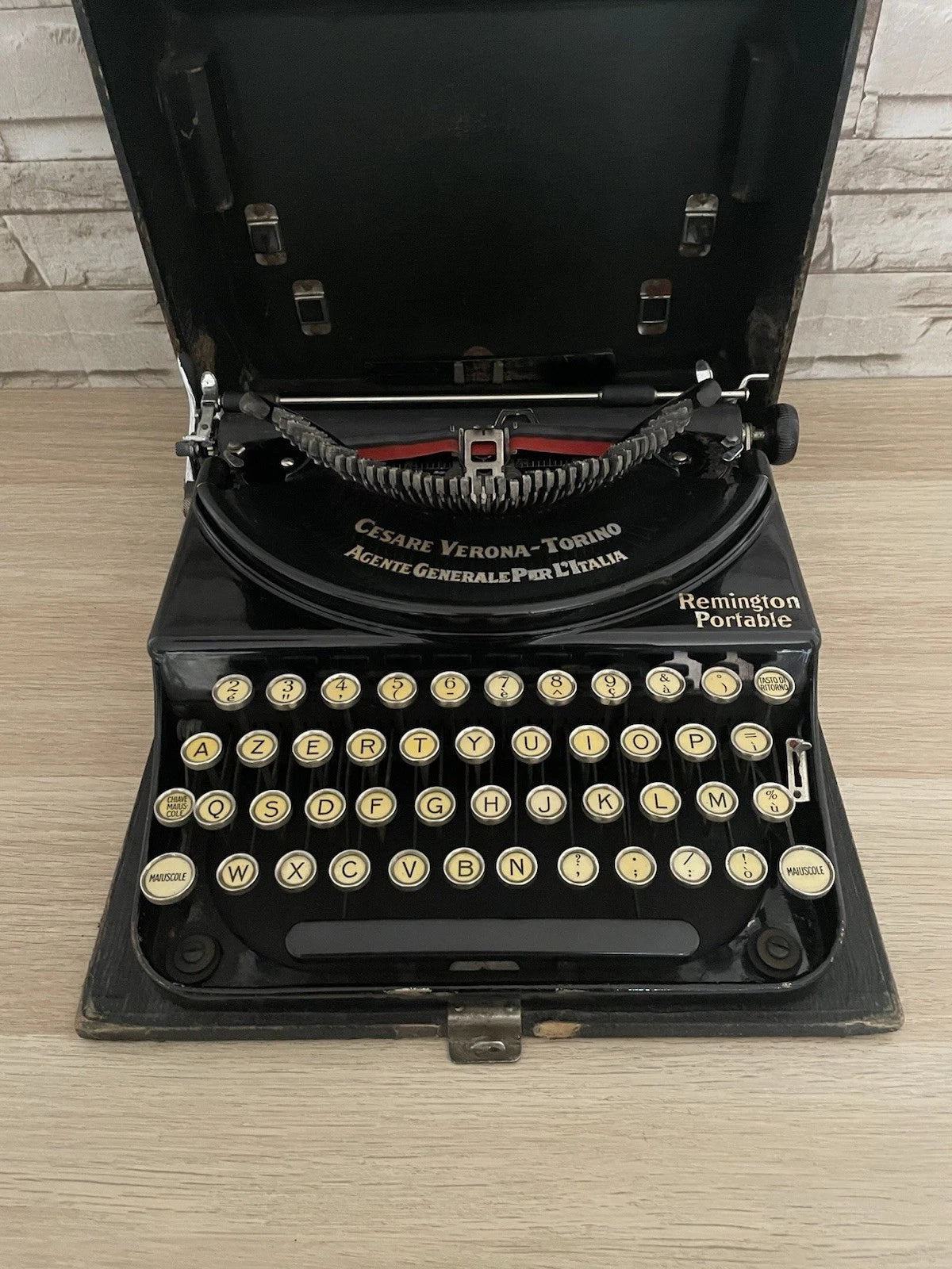 Macchina Da Scrivere Remington Portable Cesare Verona Torino Antica Anni 20 Nera