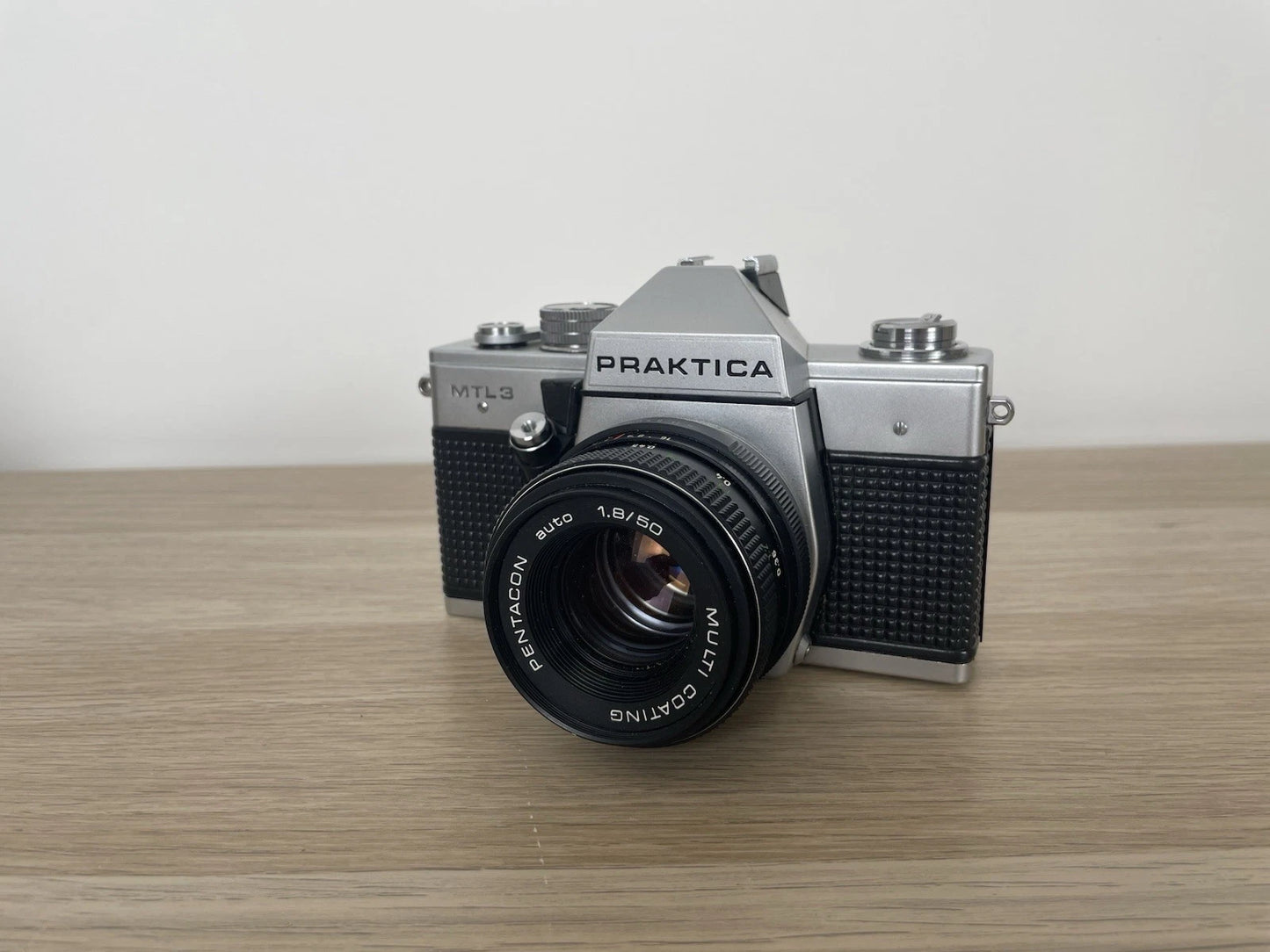 Fotocamera Analogica Praktica MTL 3 Vintage Obiettivo Pentacon Auto 1.8/50 Multi