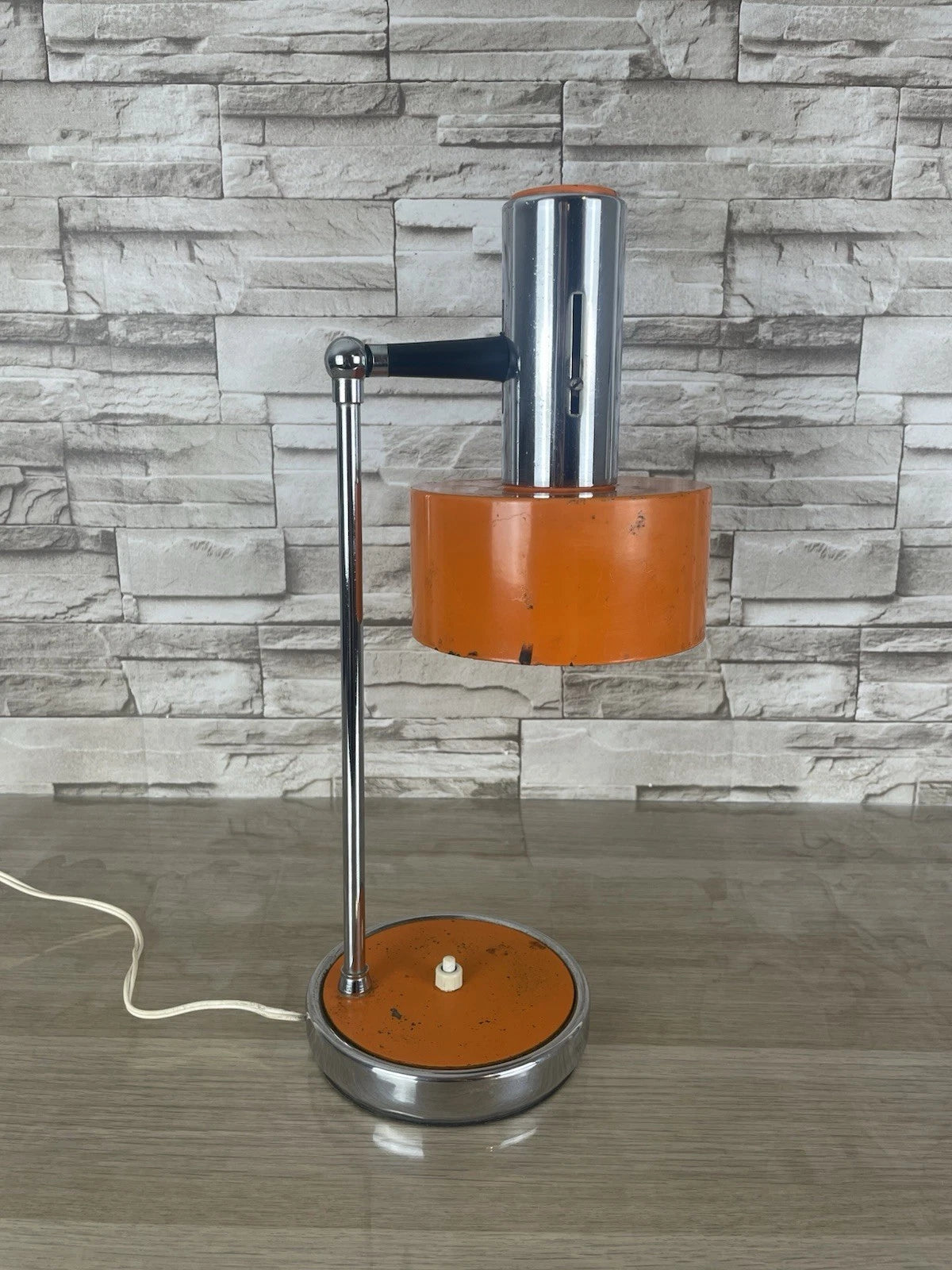 Lampada Da Tavolo Mid Century Vintage Anni 70 Arancione E Cromato Snodabile