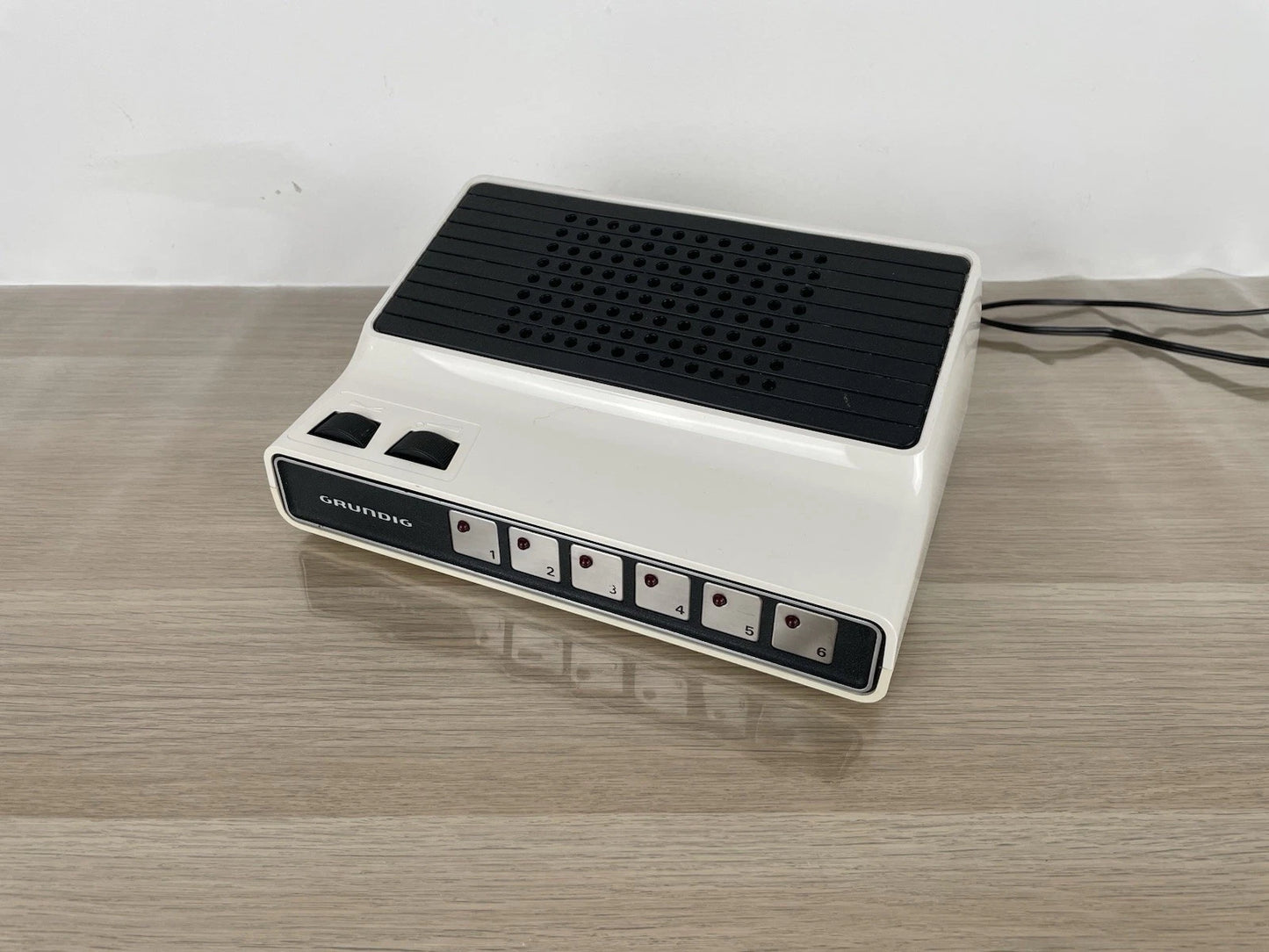 Radio Filodiffusione Grundig FD1200S Vintage Design Anni 70 Bianco