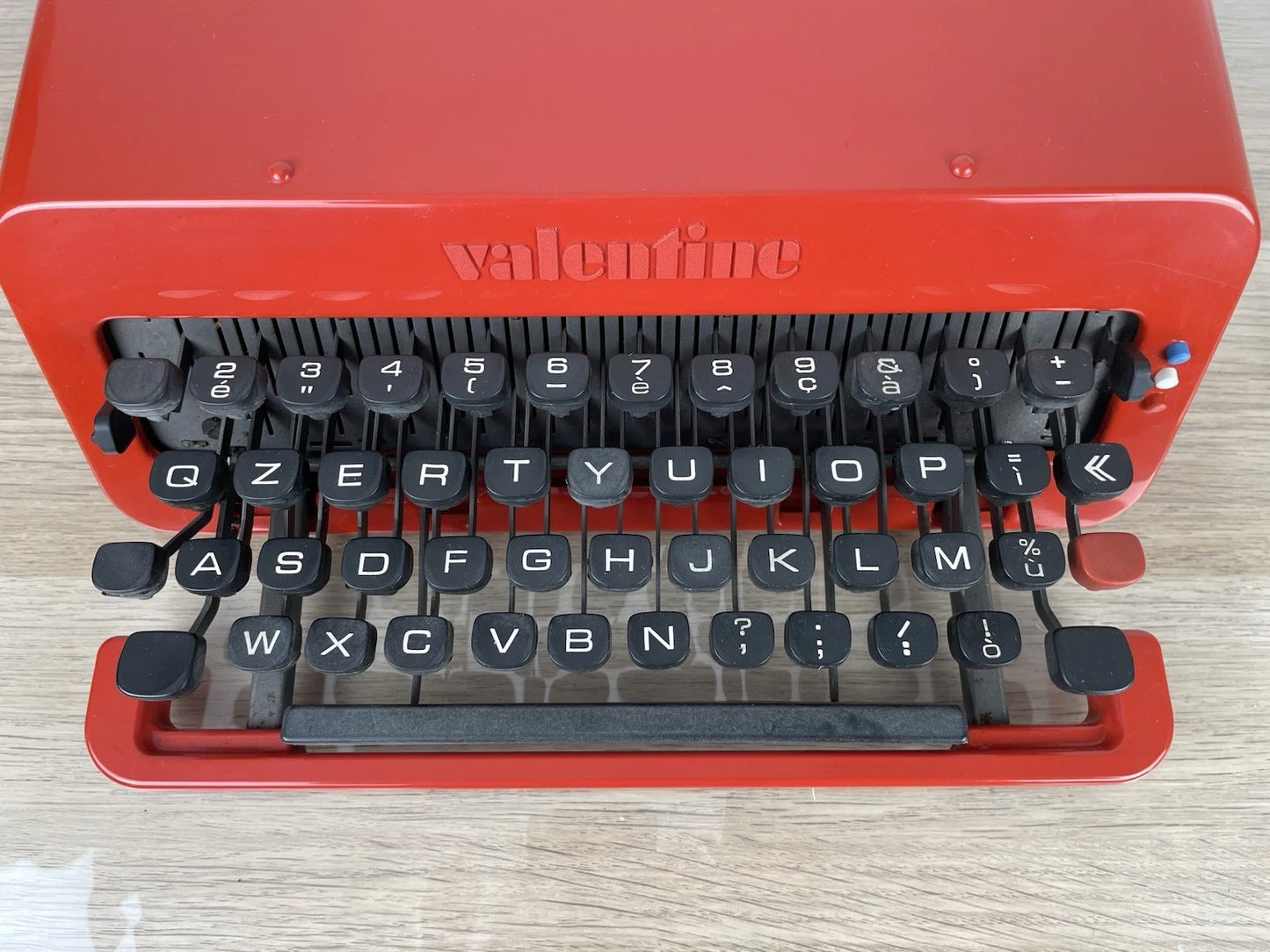 Macchina Per Scrivere Olivetti Valentine Ettore Sottsass Anni 70 MoMa NYC Rosso