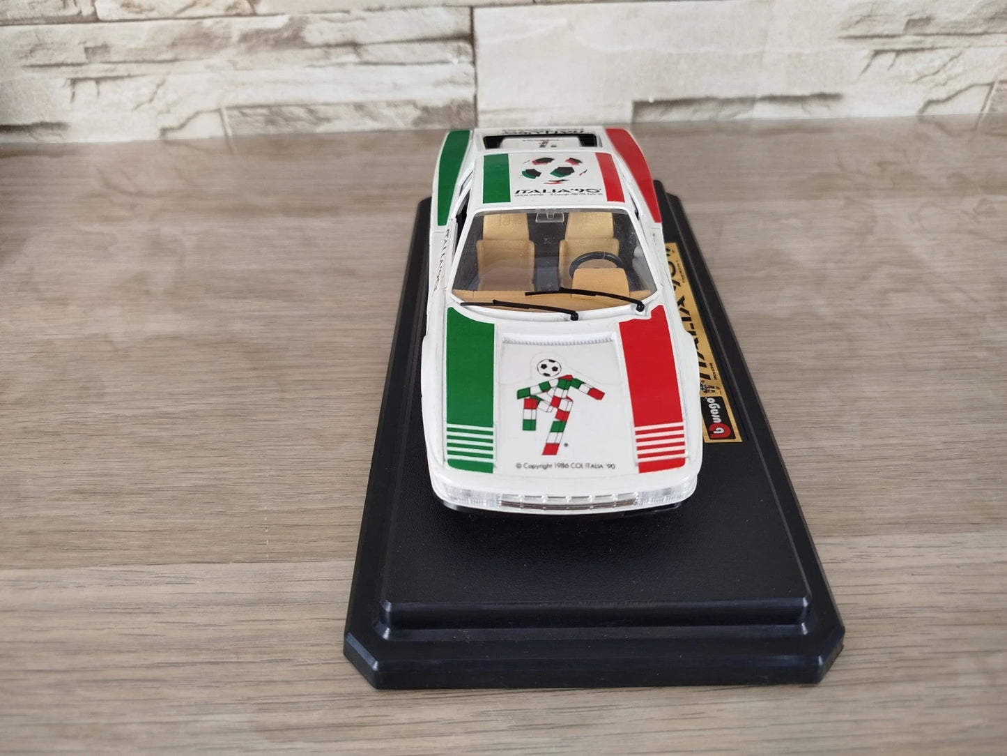 Modellino Automobile Burago Ferrari Testa Rossa 1984 Mondiali Italia 90 Cod 1504