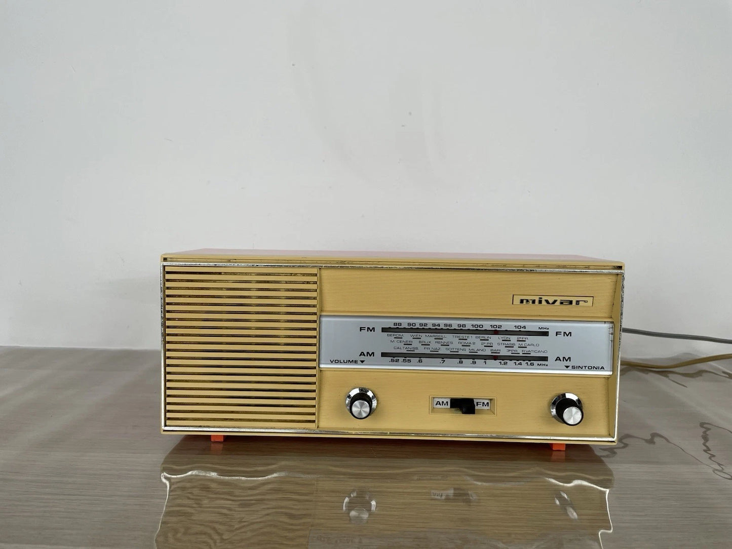 Radio Mivar Milano Vintage Epoca Design Anni 60 Arancione