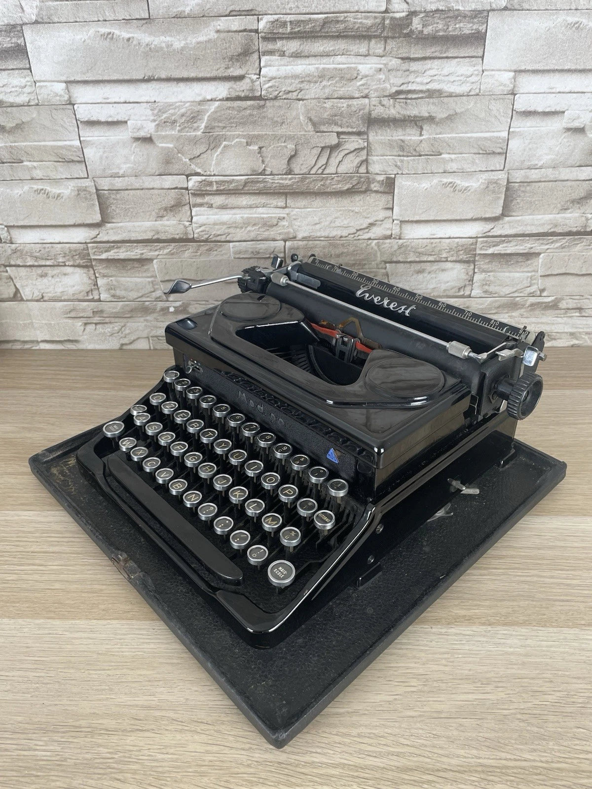 Macchina Per Scrivere Everest Mod.90 Milano Vintage Epoca Anni 40/50 Nera