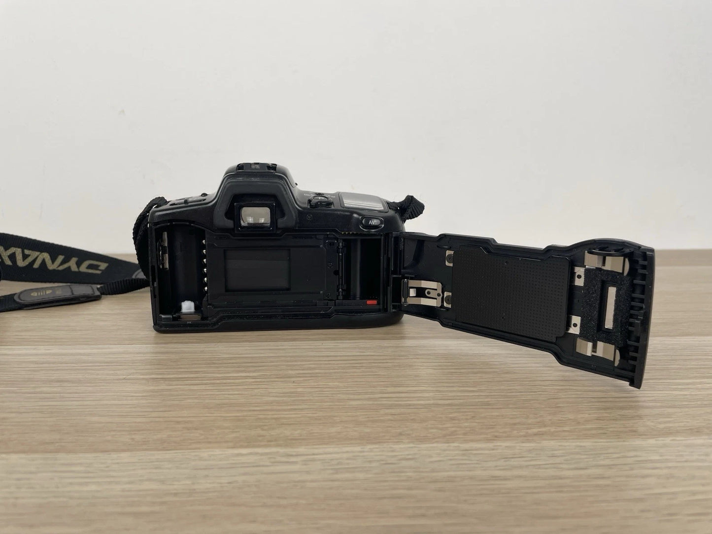 Fotocamera Analogica Minolta Dynax 500si Macchina Fotografica Reflex 35mm Corpo