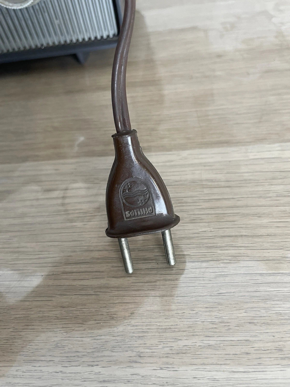 Radio Philips 050 BU Plastica Nera OM Epoca Anni 60 A Valvole Italiana Rara