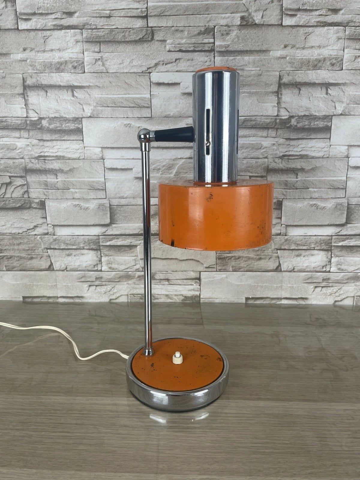 Lampada Da Tavolo Mid Century Vintage Anni 70 Arancione E Cromato Snodabile