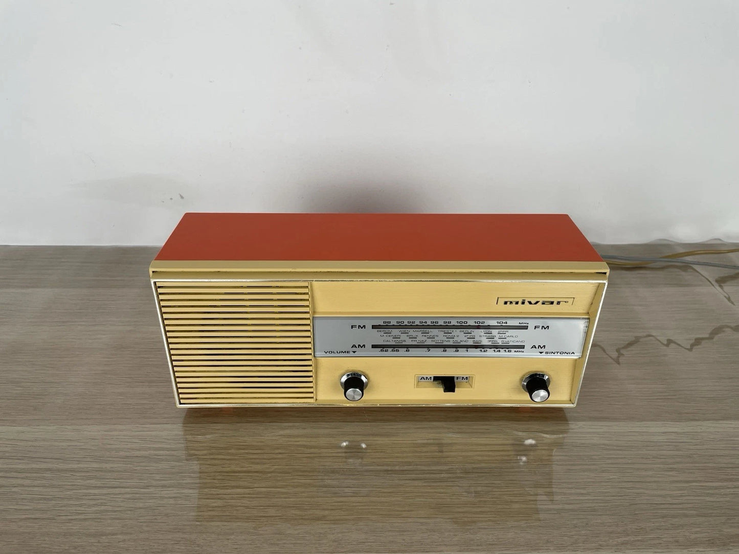 Radio Mivar Milano Vintage Epoca Design Anni 60 Arancione