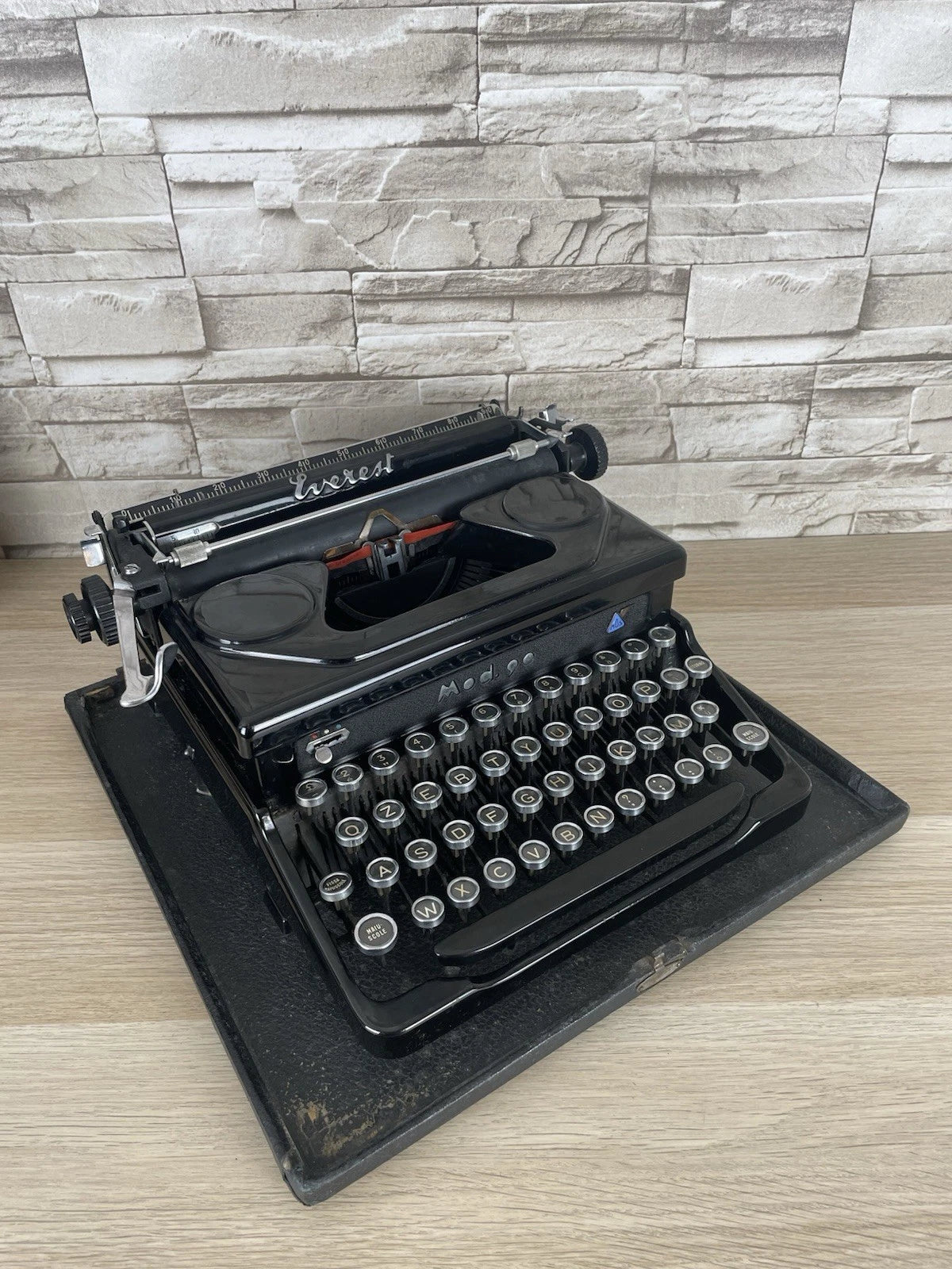 Macchina Per Scrivere Everest Mod.90 Milano Vintage Epoca Anni 40/50 Nera