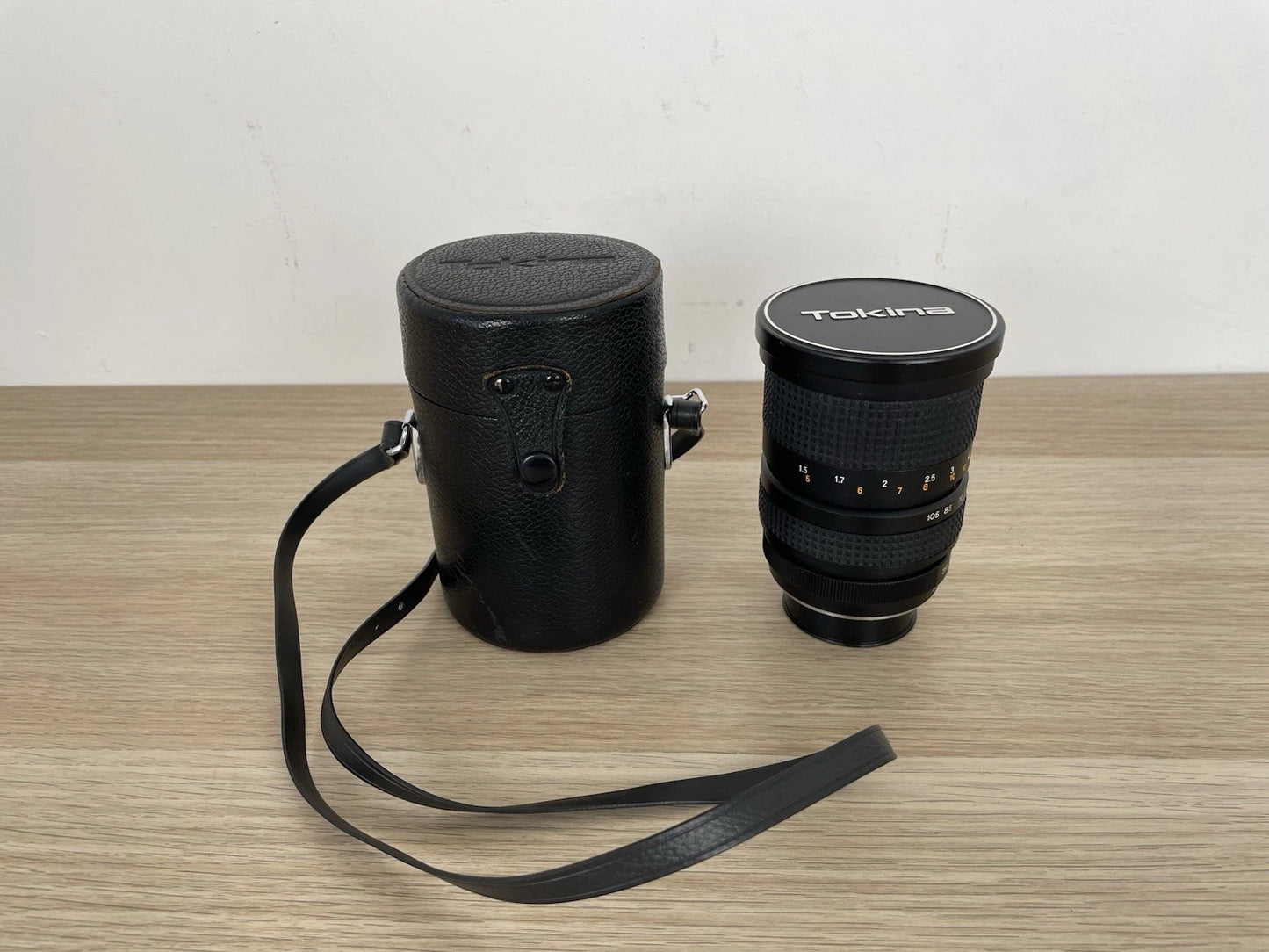 Obiettivo Fotografico RMC Tokina Focusing Macro Zoom 35-105mm Nero E Custodia