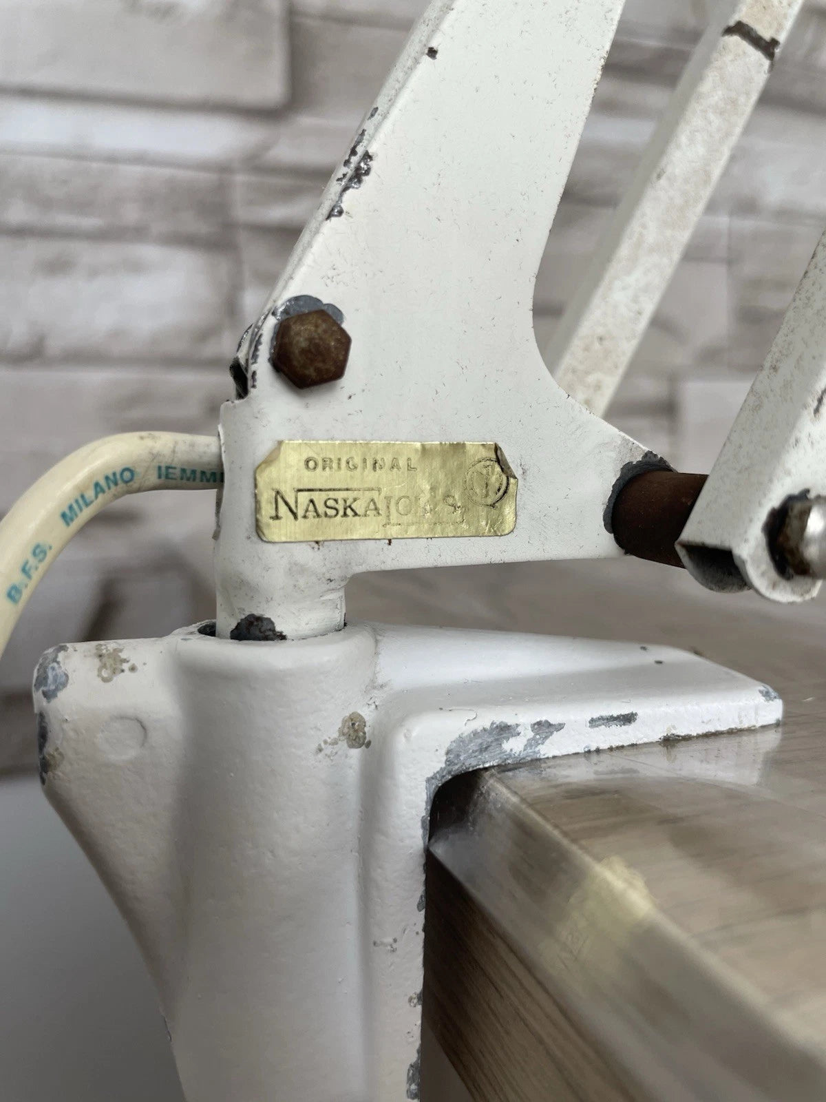 Lampada Industriale Vintage Naska Loris Snodabile Epoca Bianca Con Morsetto