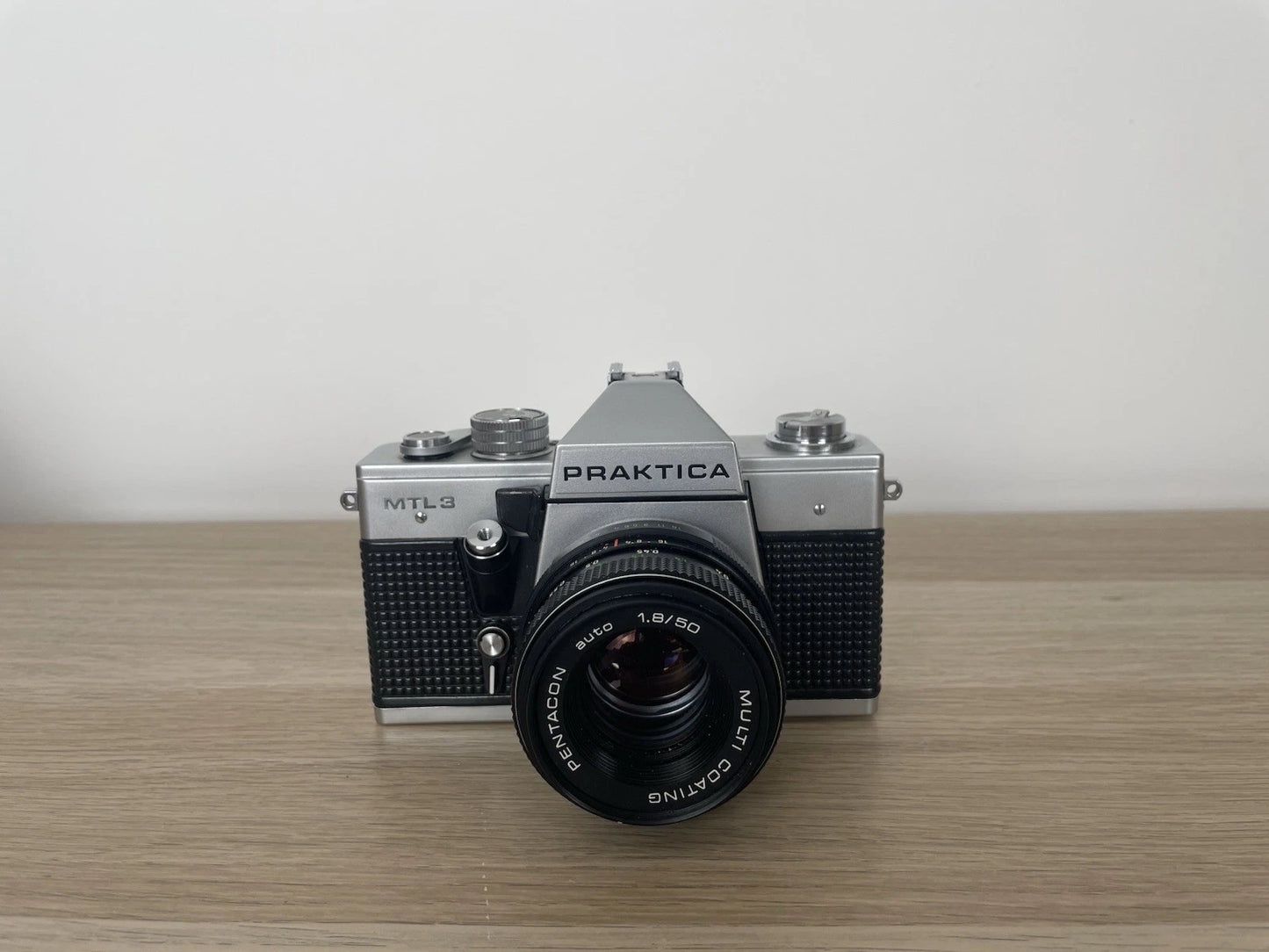 Fotocamera Analogica Praktica MTL 3 Vintage Obiettivo Pentacon Auto 1.8/50 Multi