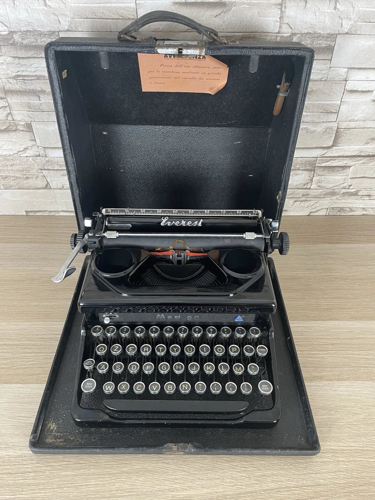 Macchina Per Scrivere Everest Mod.90 Milano Vintage Epoca Anni 40/50 Nera
