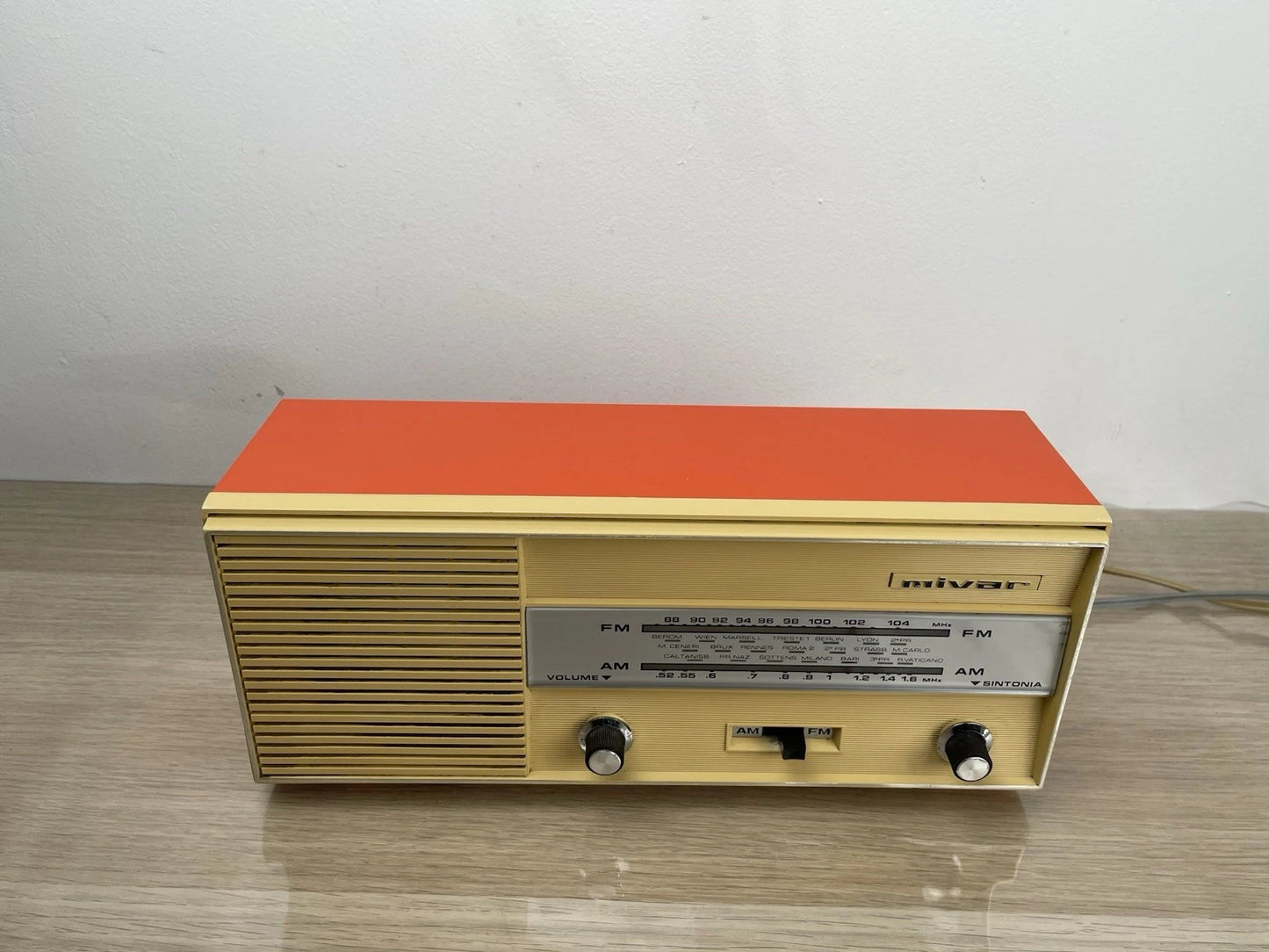Radio Mivar Milano Vintage Epoca Design Anni 60 Arancione