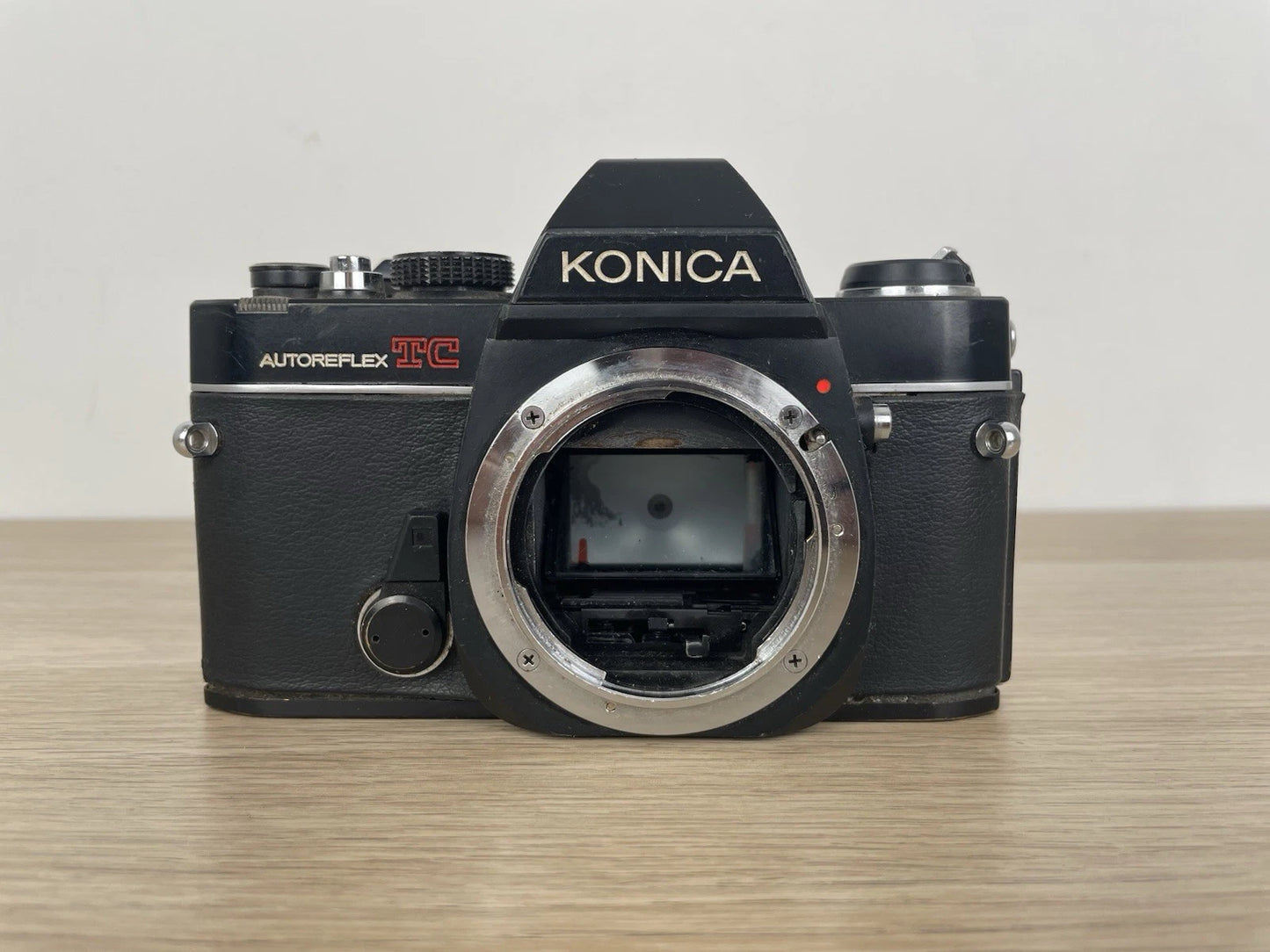 Fotocamera Analogica Konica Autoreflex TC Solo Corpo Macchina Fotografica Nero