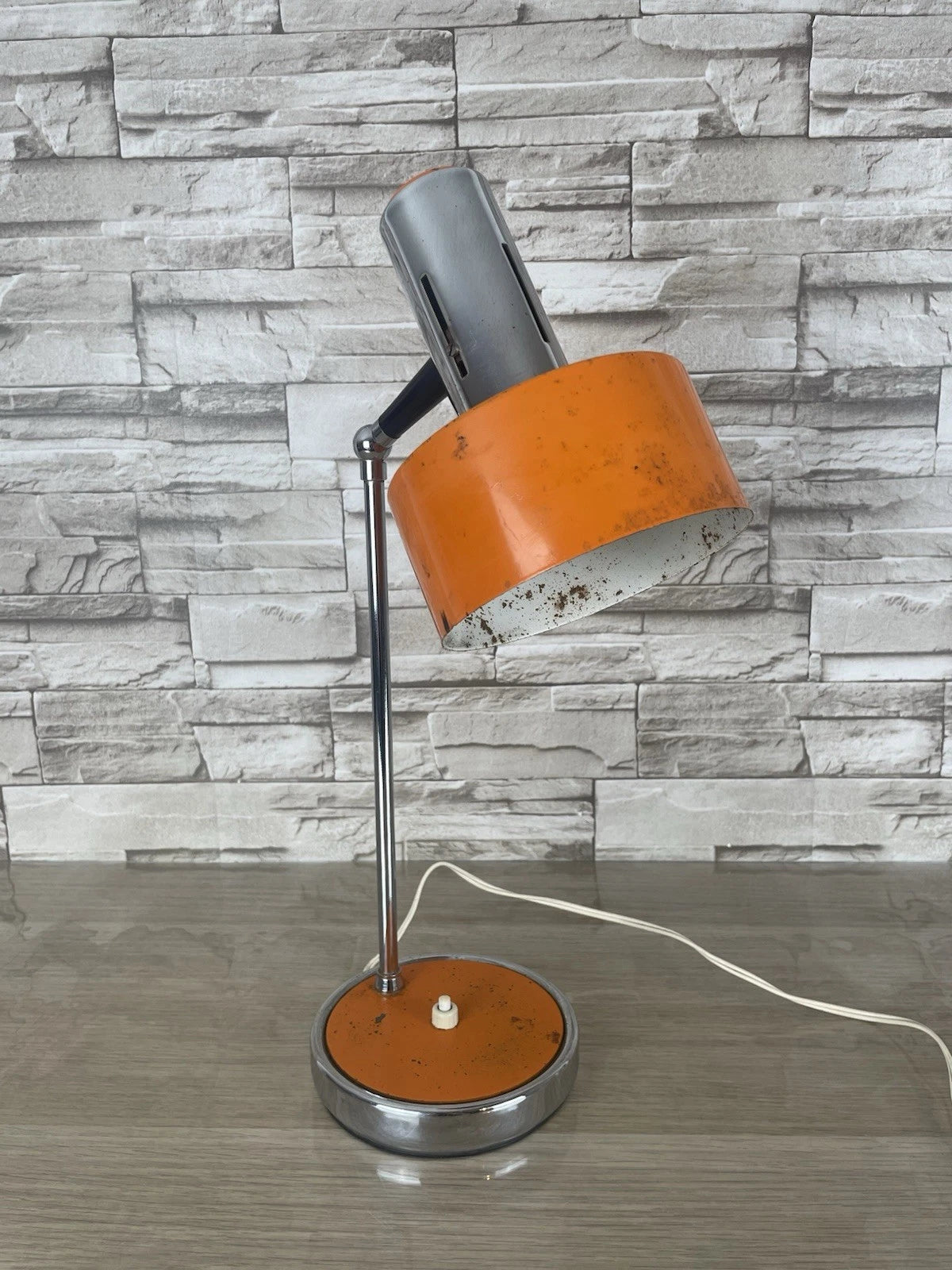 Lampada Da Tavolo Mid Century Vintage Anni 70 Arancione E Cromato Snodabile