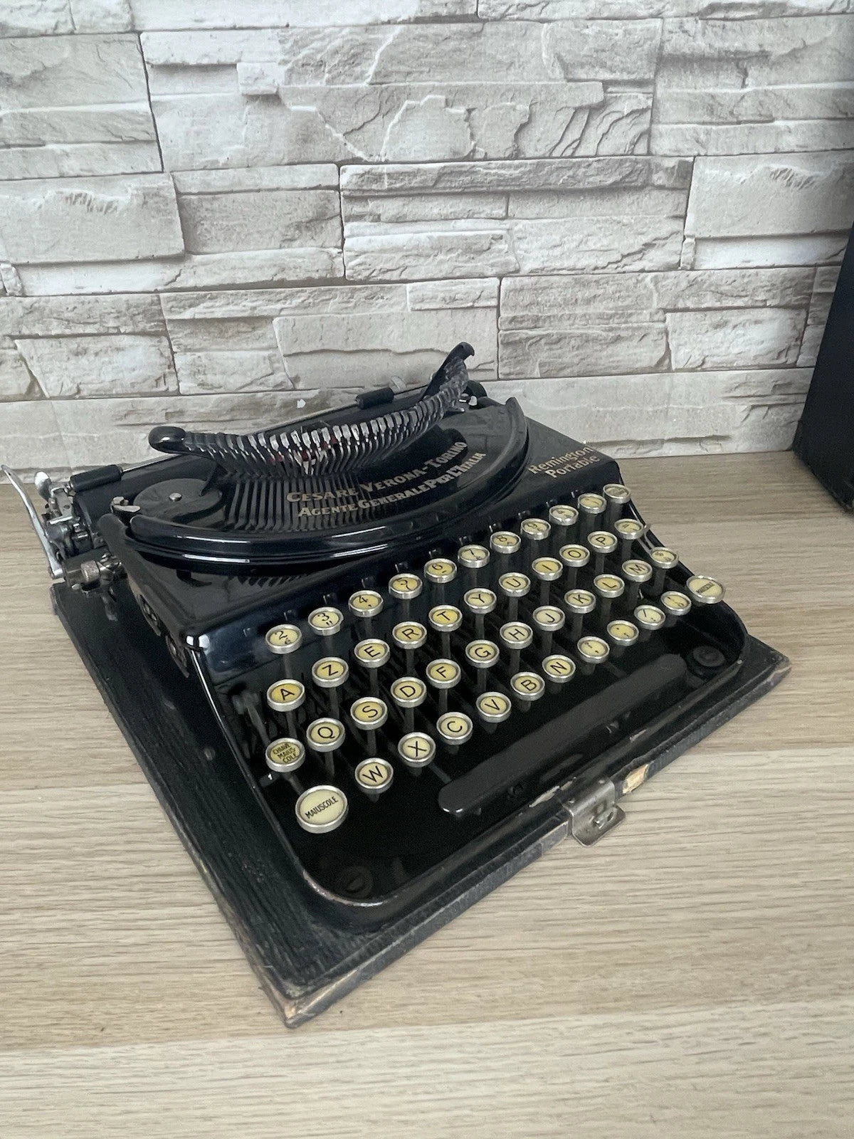 Macchina Da Scrivere Remington Portable Cesare Verona Torino Antica Anni 20 Nera