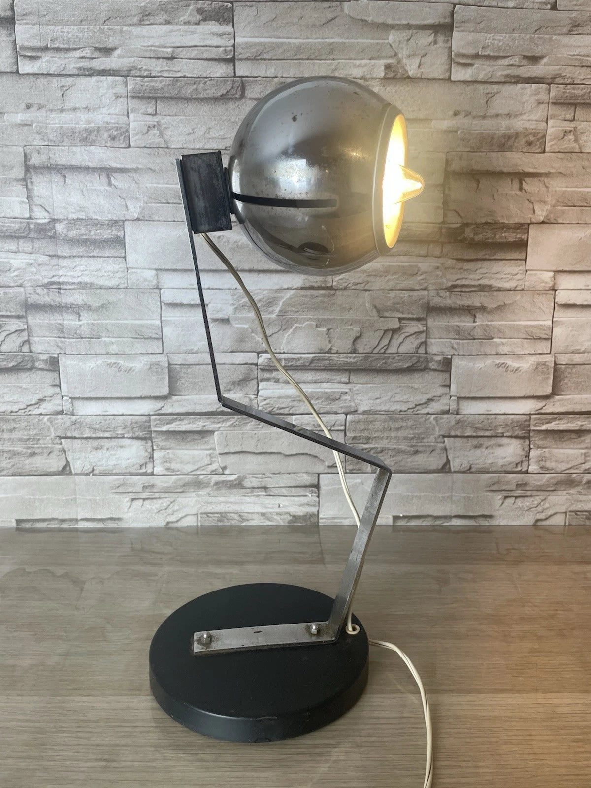 Lampada Da Tavolo Eyeball Space Age Vintage Anni 70 Argento E Nero Snodabile