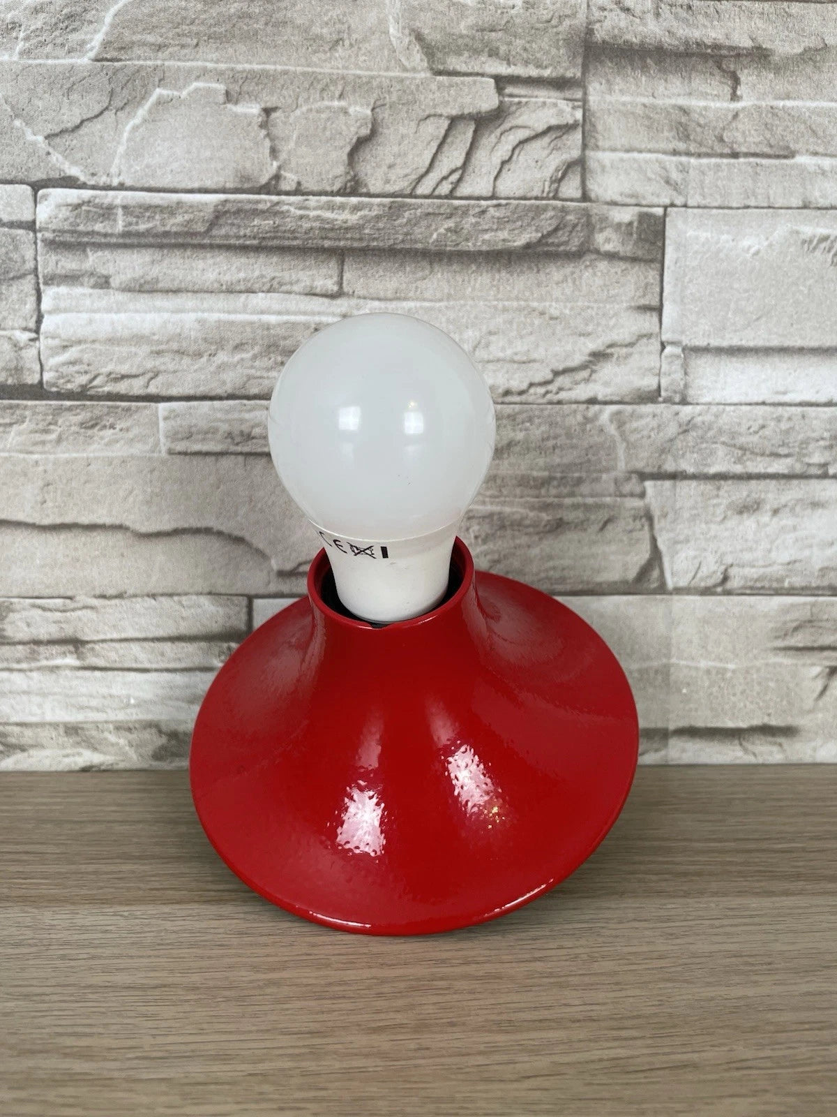 Lampada Da Muro Applique Teti Design Vico Magistretti Per Artemide Rossa Vintage