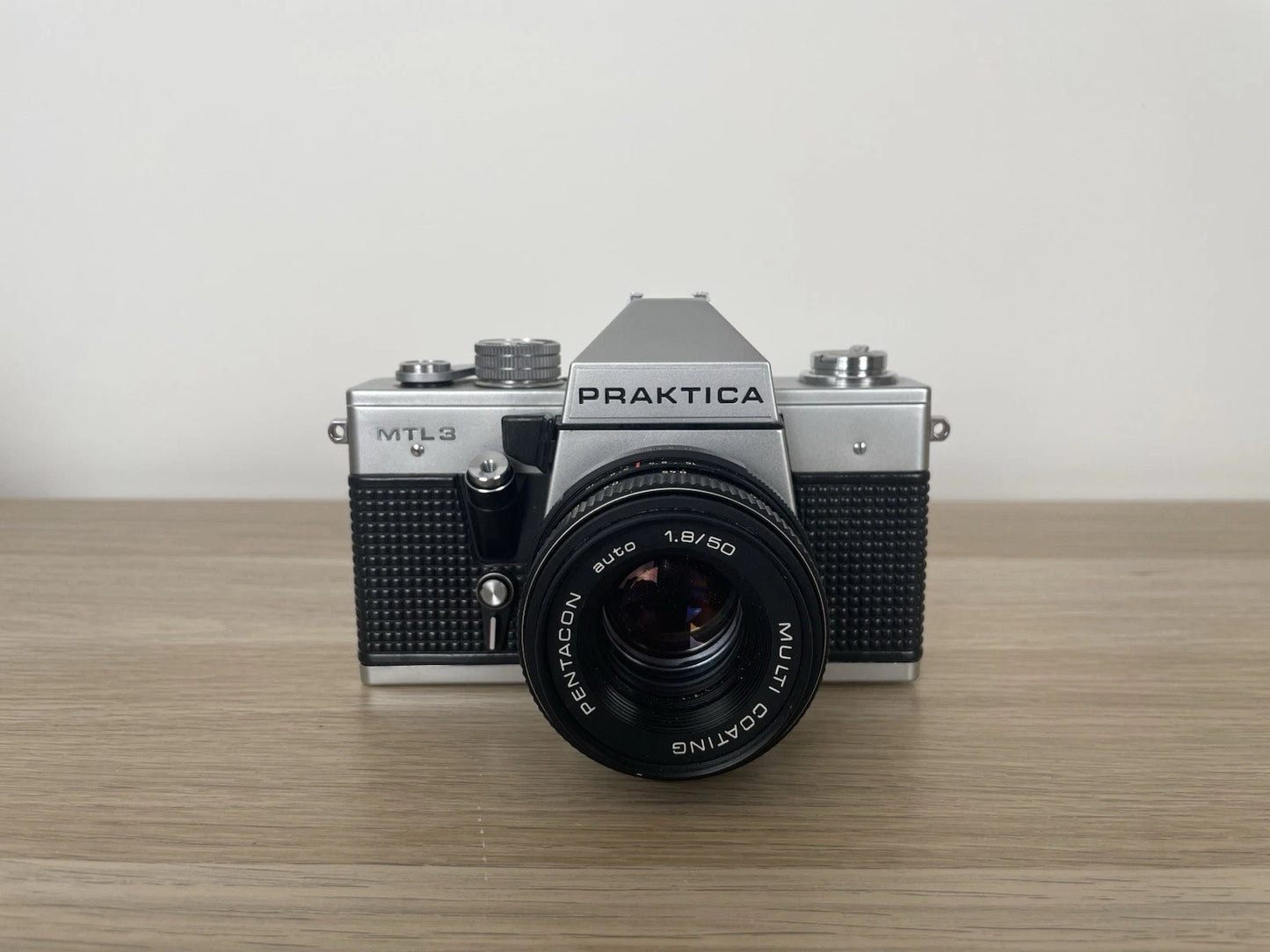 Fotocamera Analogica Praktica MTL 3 Vintage Obiettivo Pentacon Auto 1.8/50 Multi